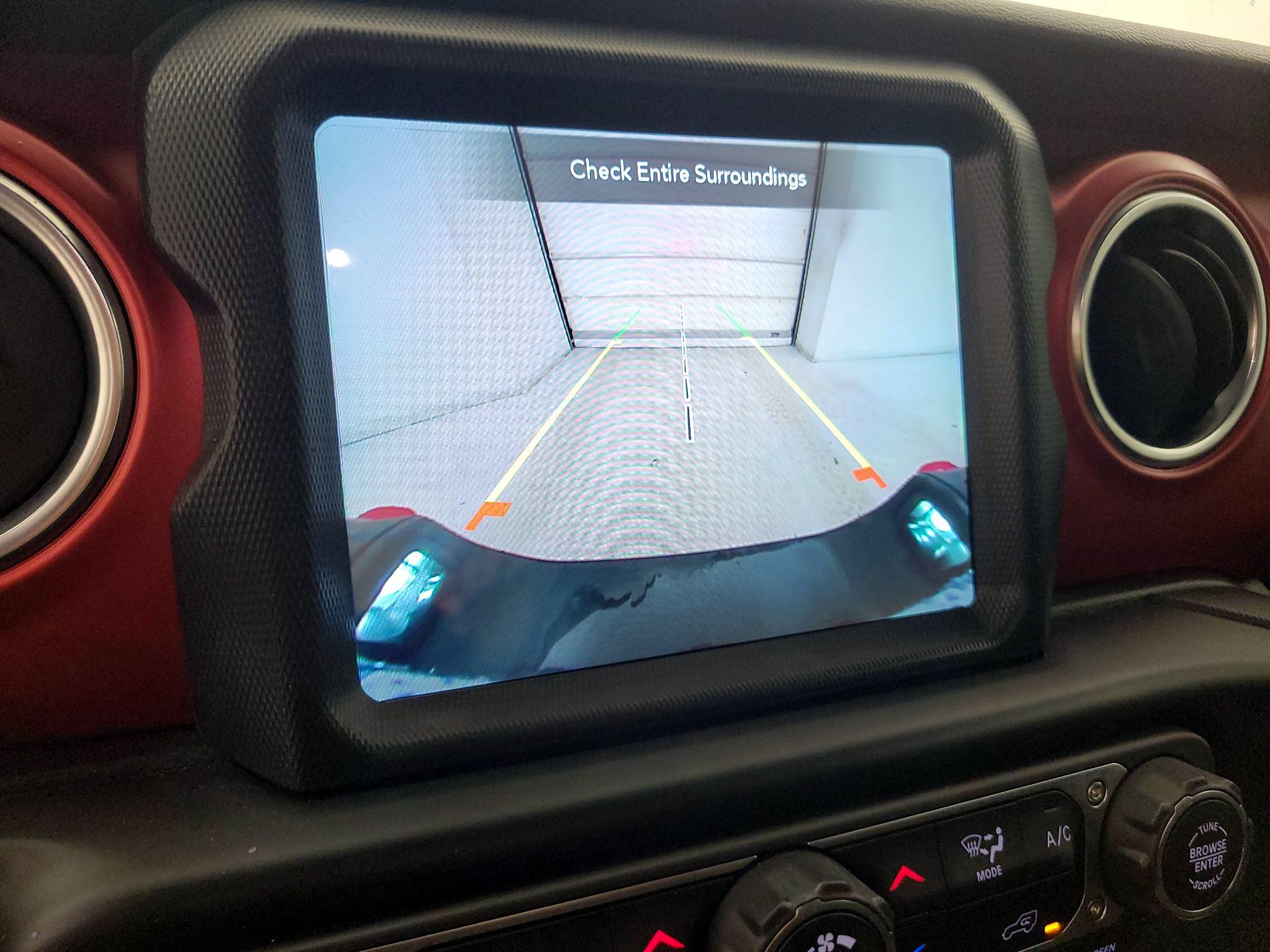 Thumbnail: 2023 Jeep Gladiator - 15