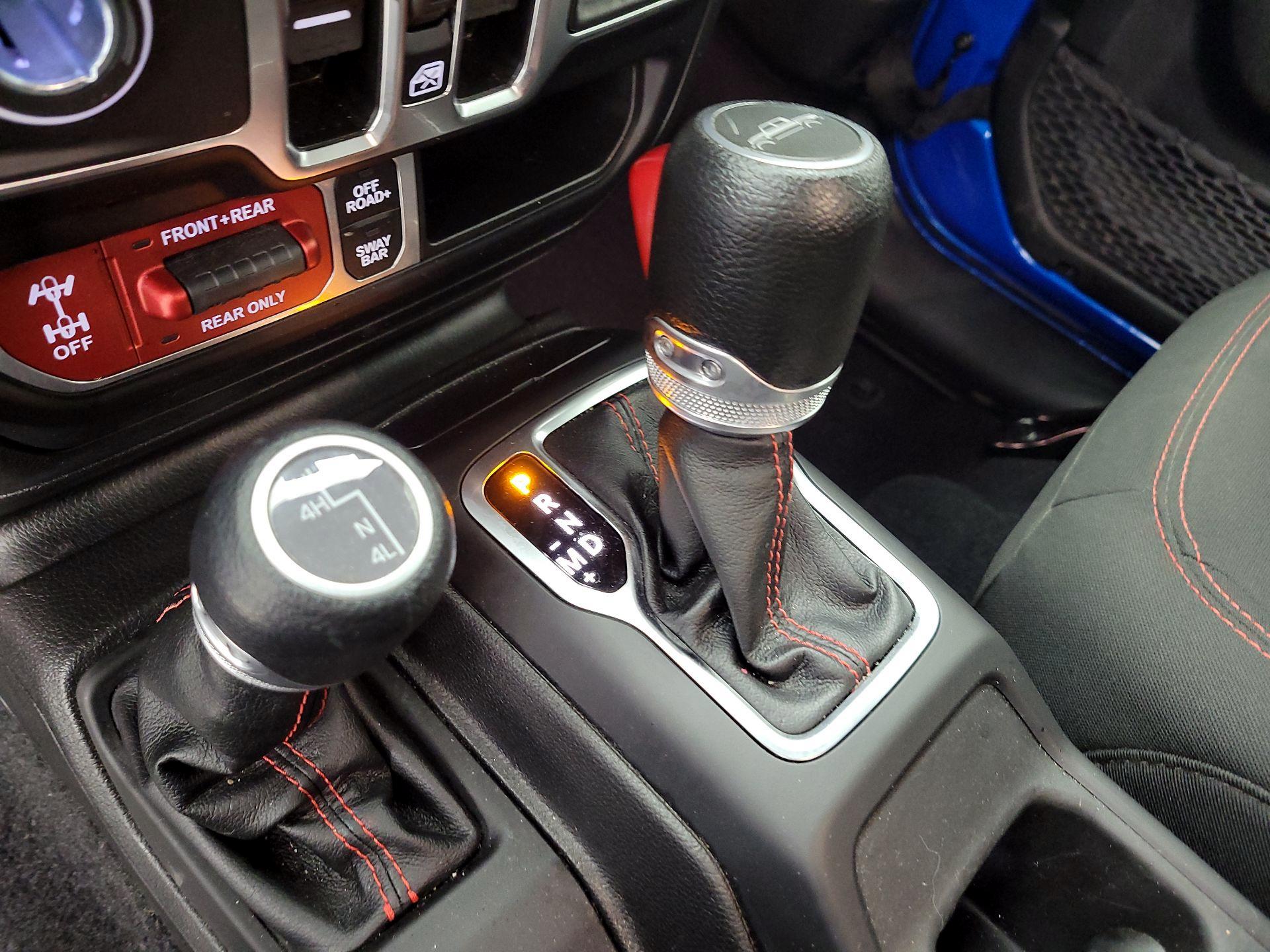 Thumbnail: 2023 Jeep Gladiator - 18