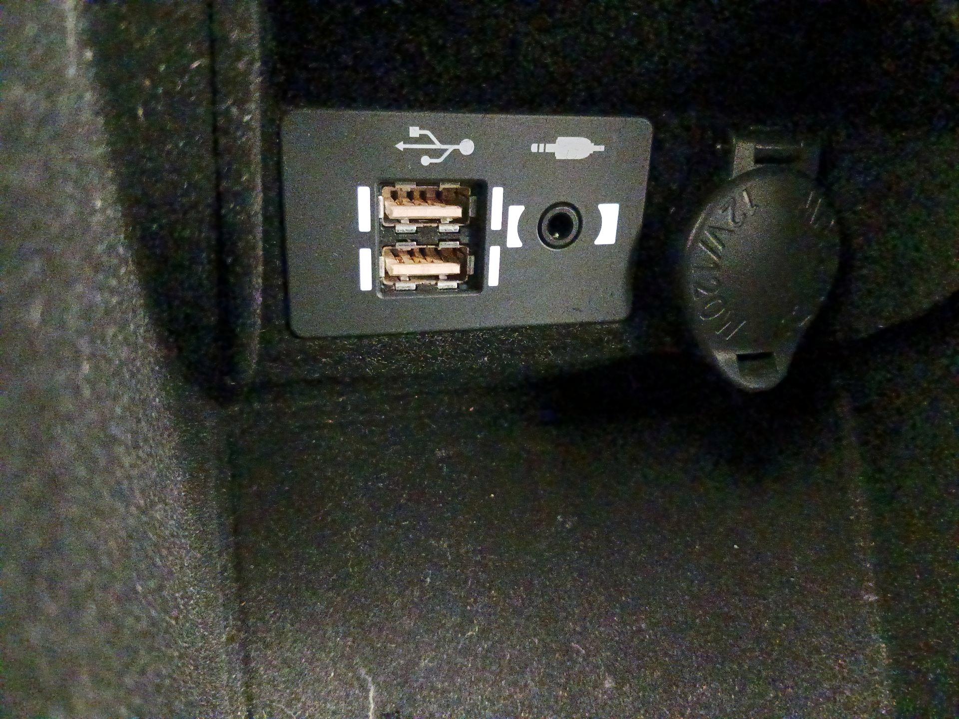 Thumbnail: 2023 Lexus IS - 18