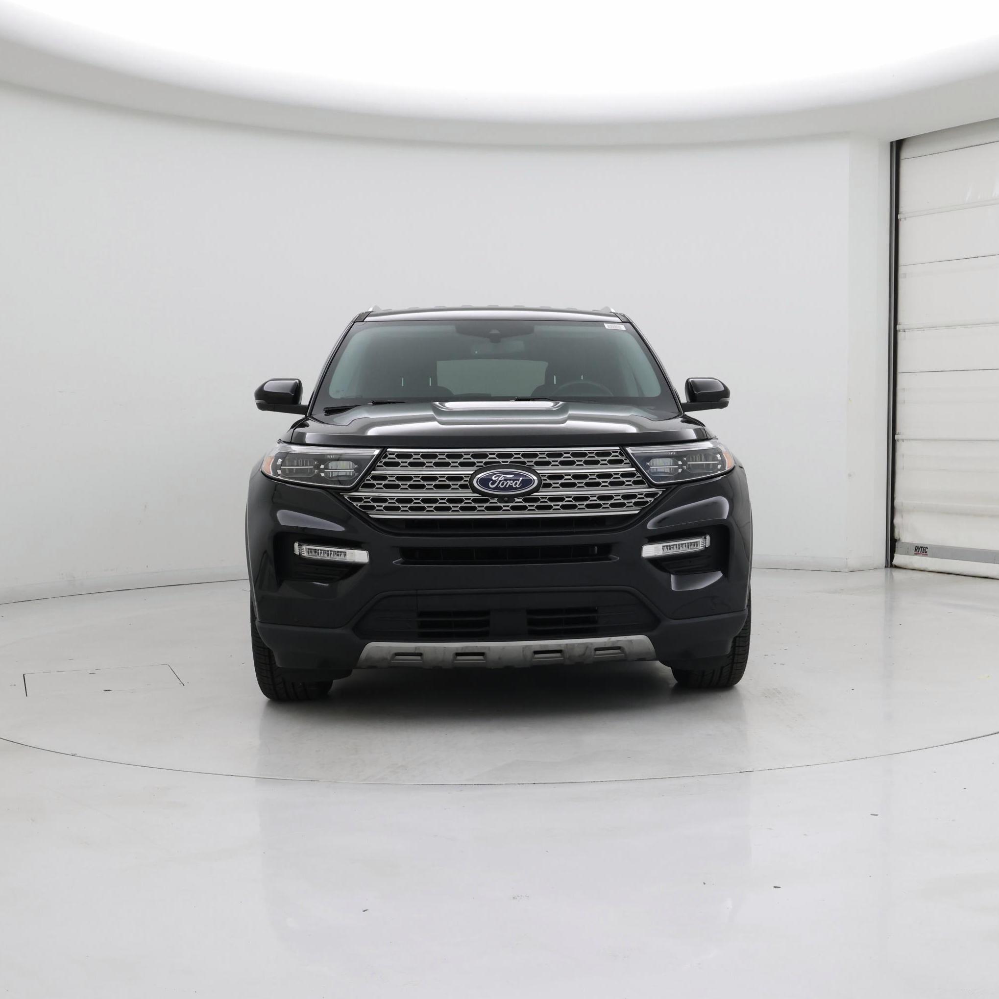 Thumbnail: 2022 Ford Explorer - 5