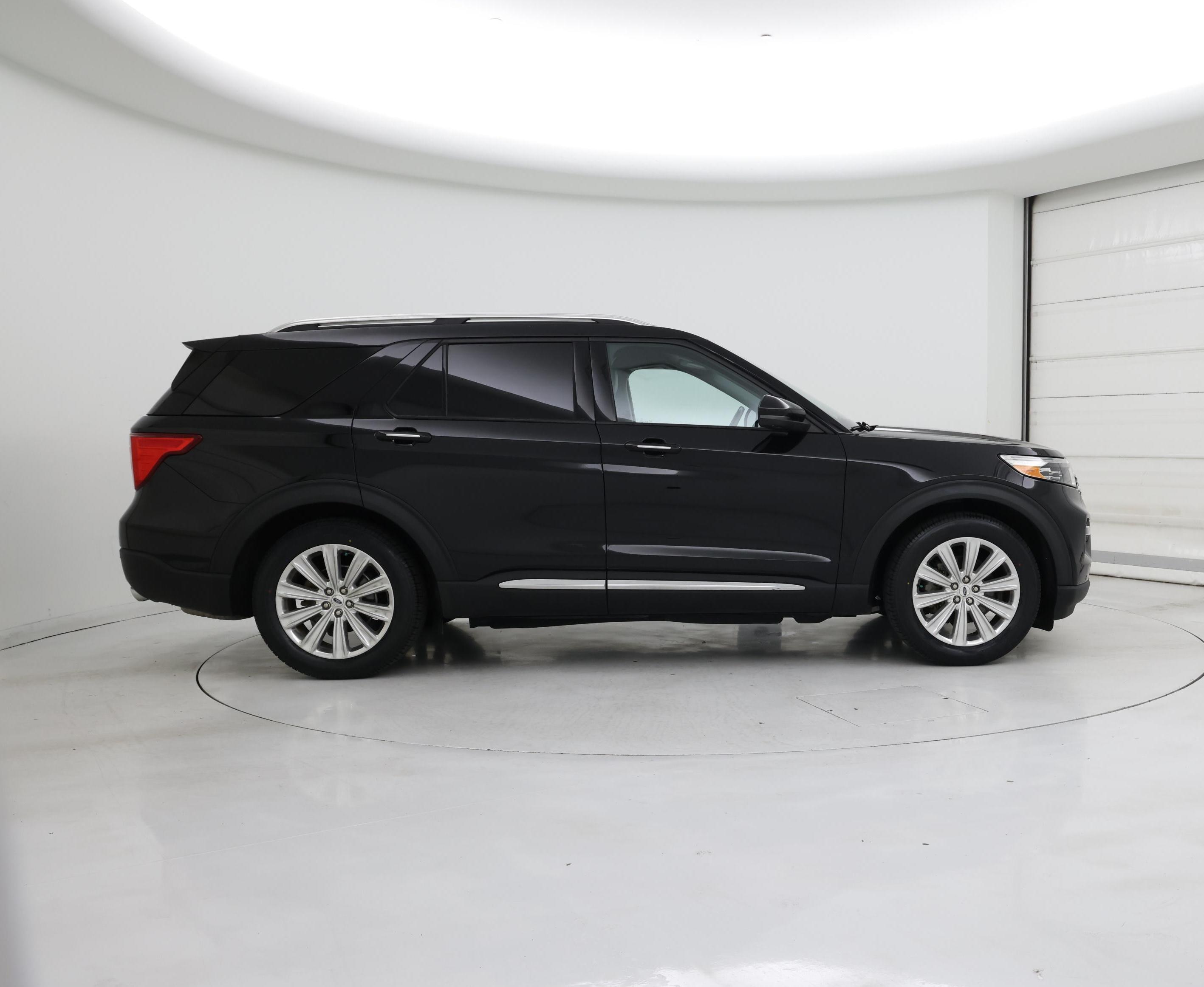 Thumbnail: 2022 Ford Explorer - 7