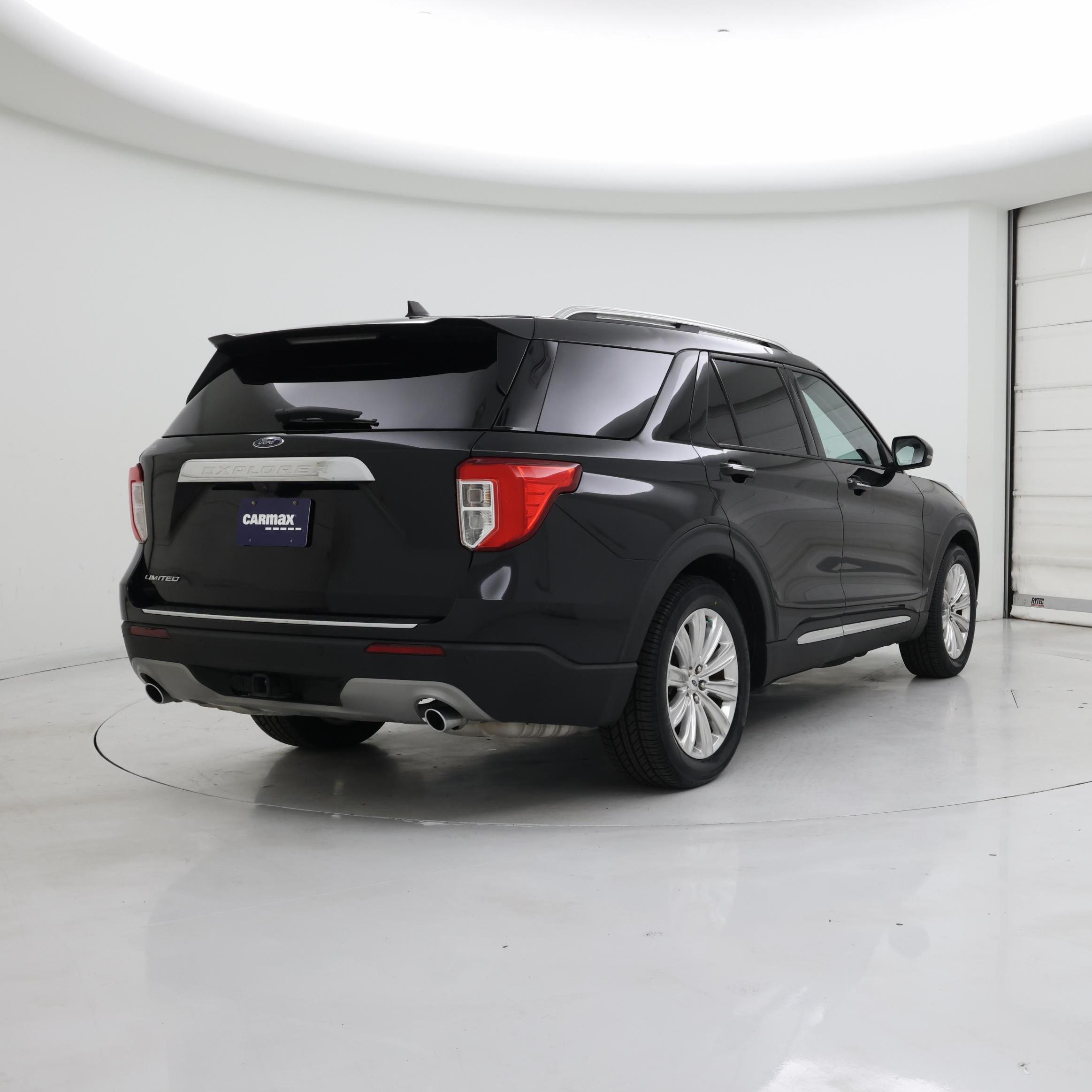 Thumbnail: 2022 Ford Explorer - 8