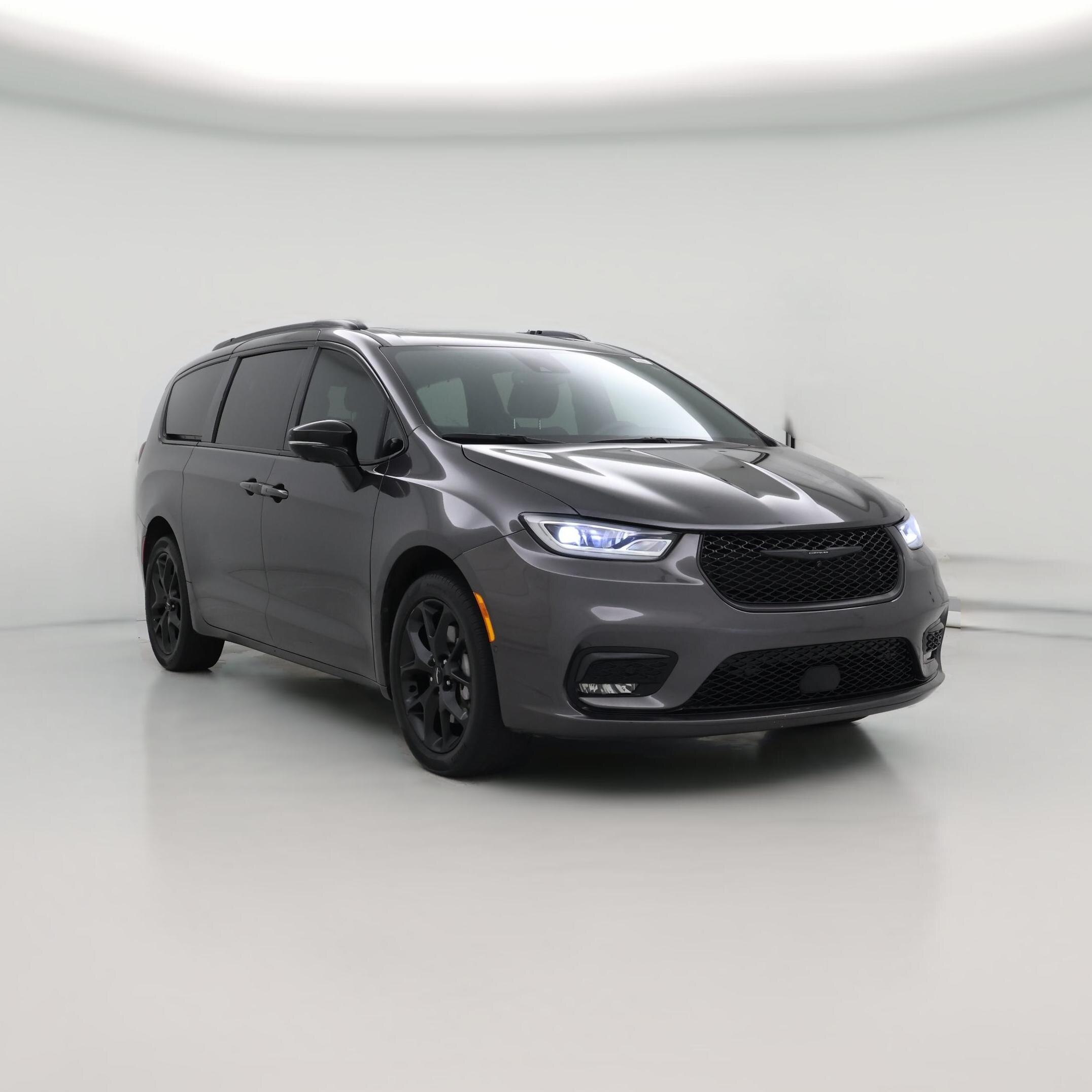 Thumbnail: 2023 Chrysler Pacifica - 1