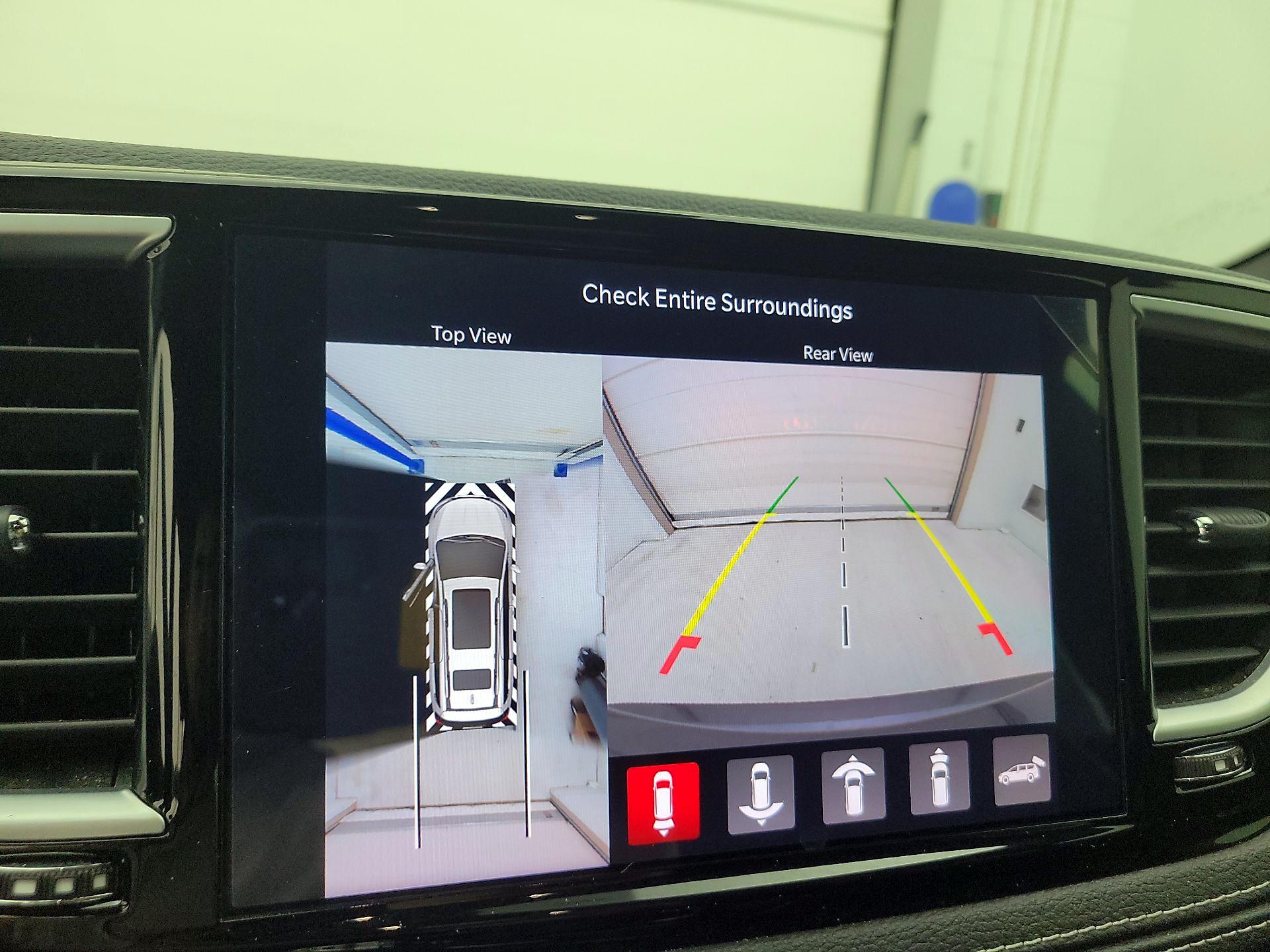 Thumbnail: 2023 Chrysler Pacifica - 15