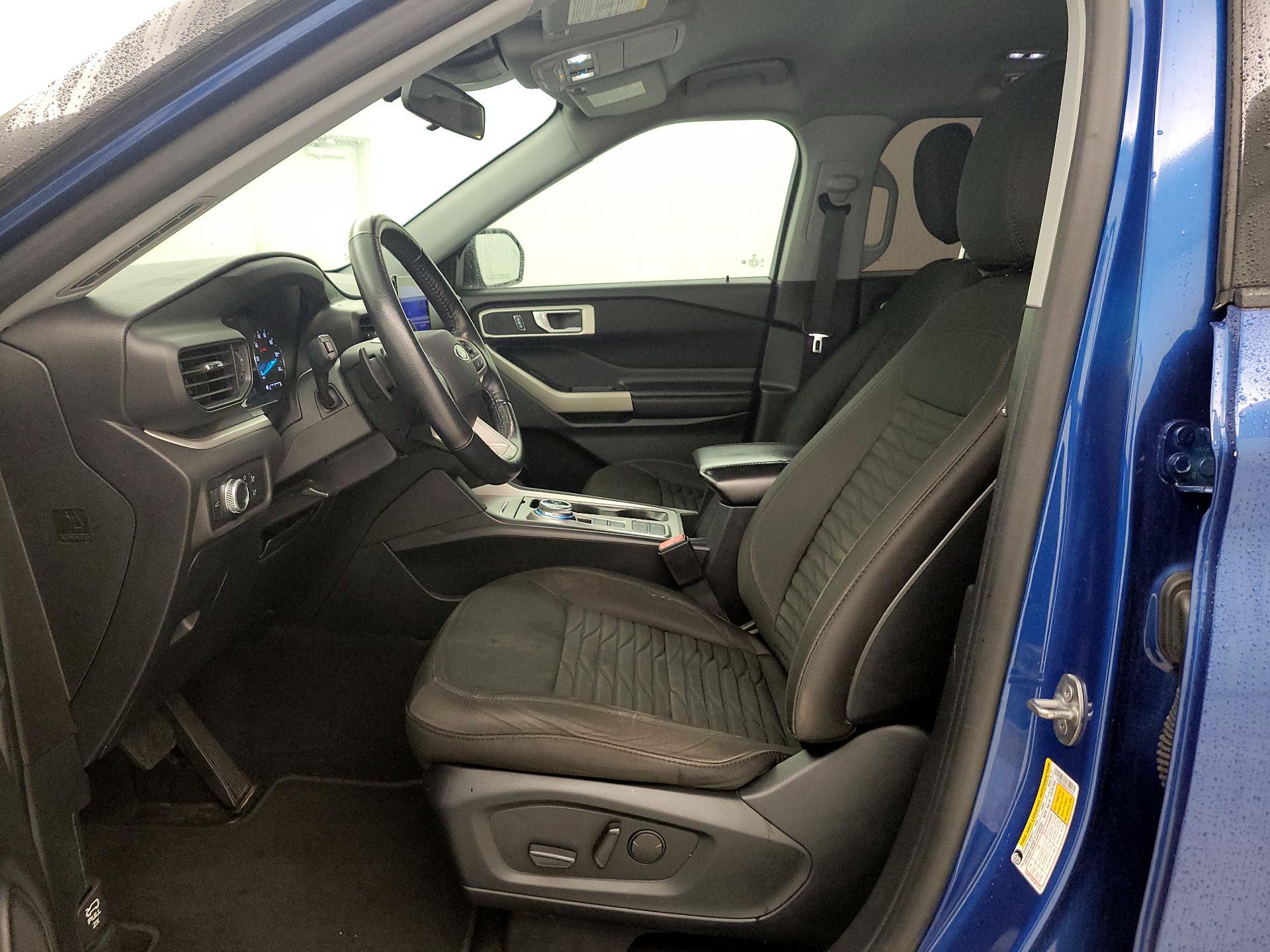 Thumbnail: 2020 Ford Explorer - 11