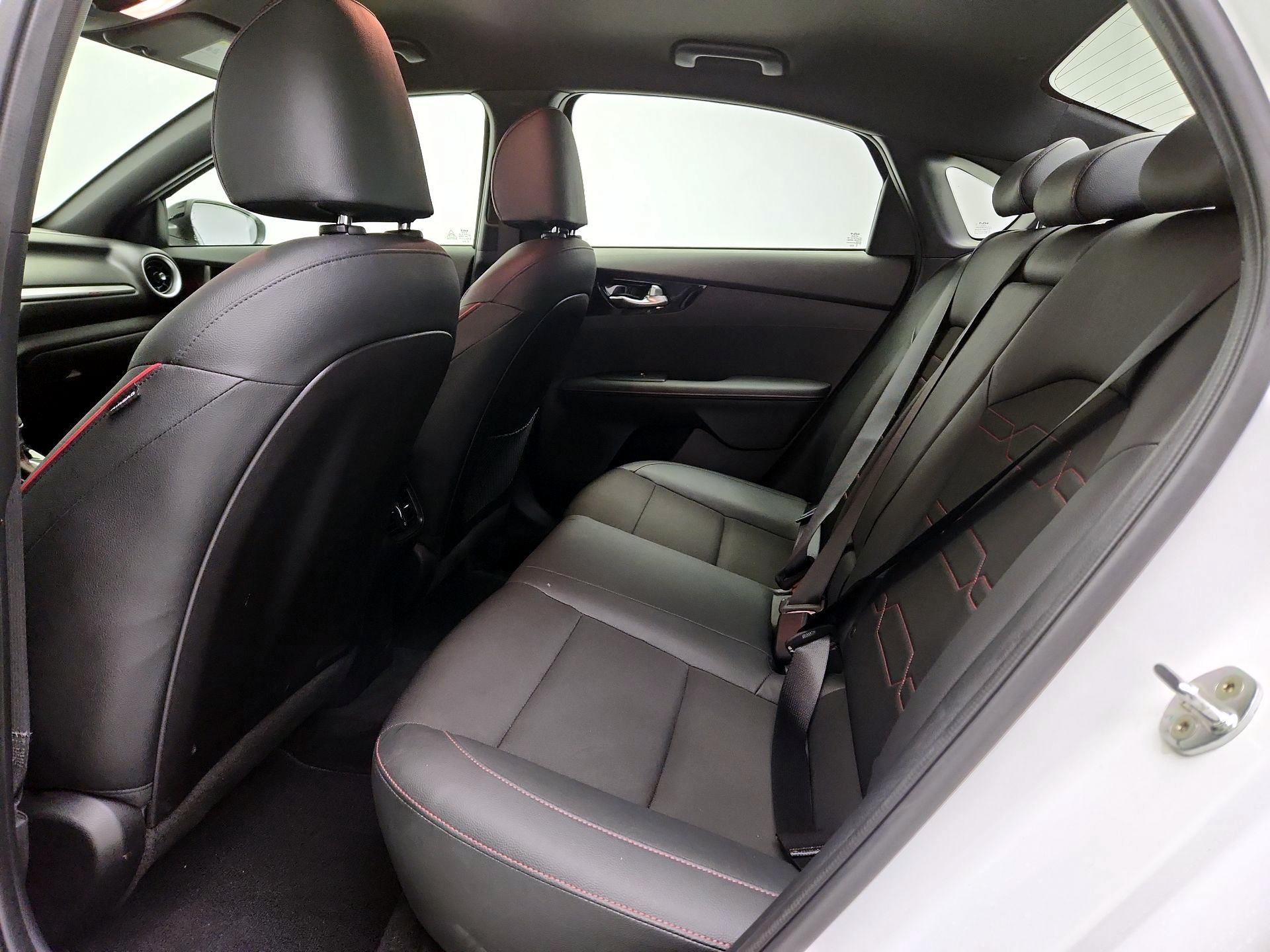 Thumbnail: 2021 Kia Forte - 19