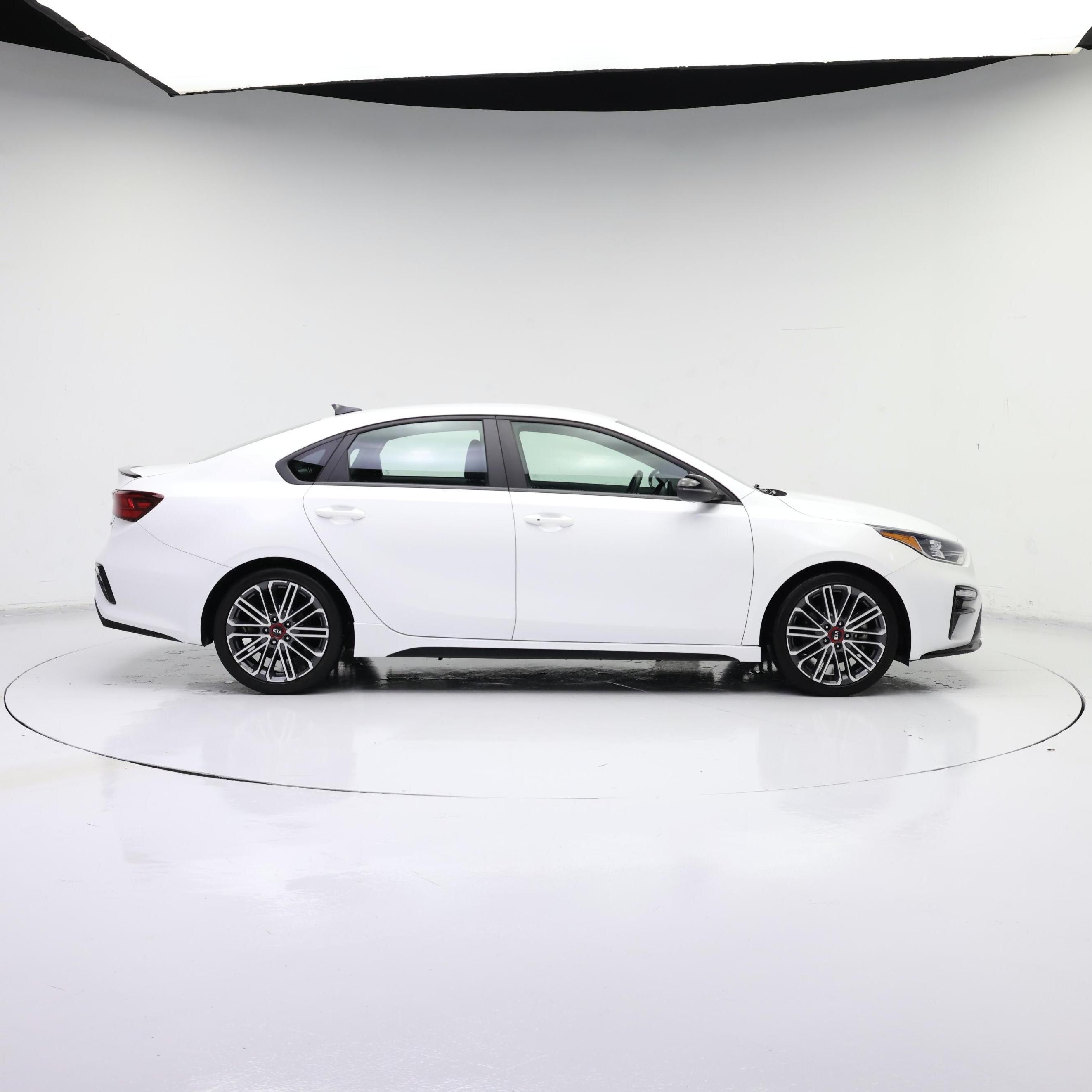 Thumbnail: 2021 Kia Forte - 7