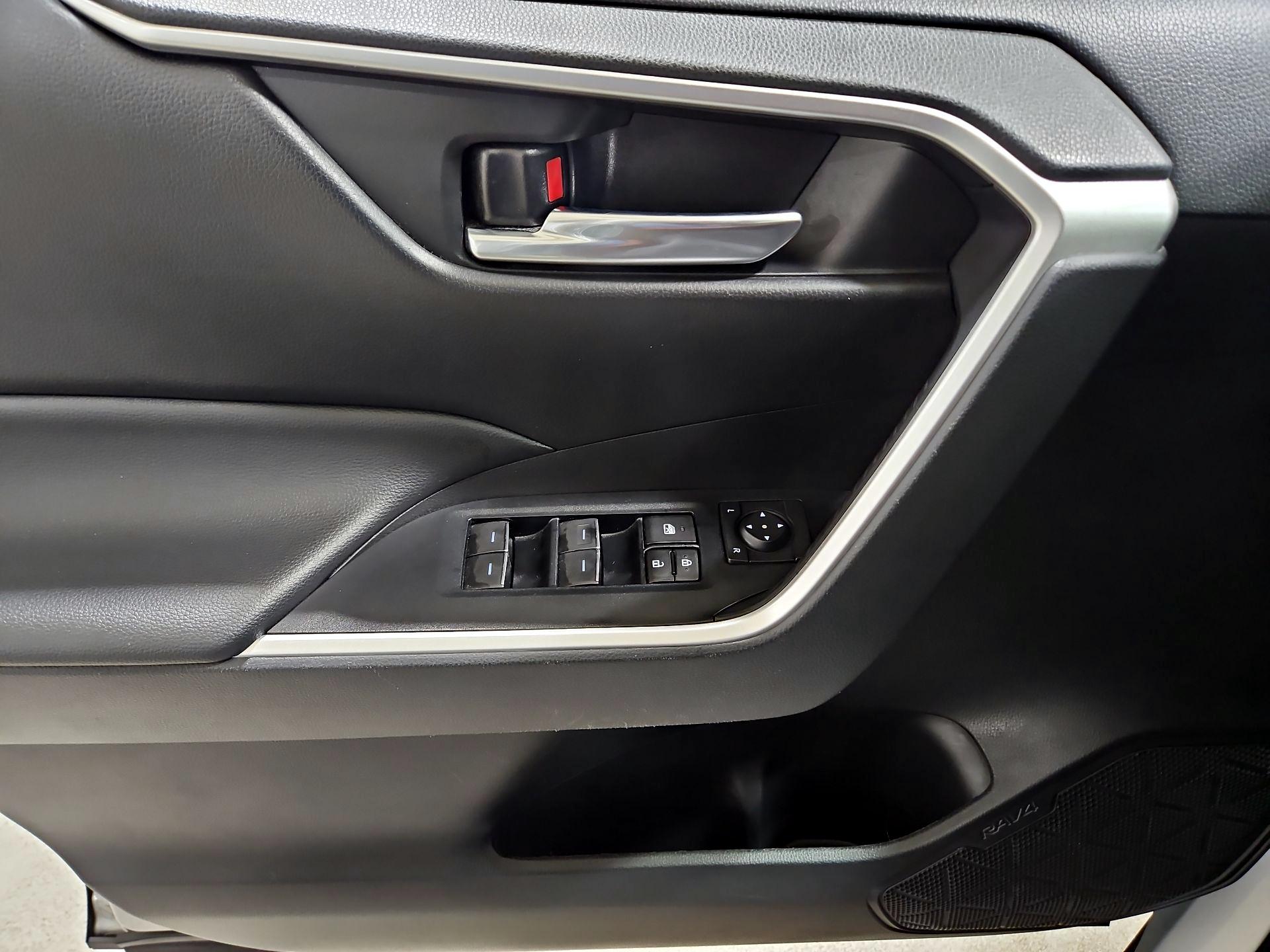 Thumbnail: 2023 Toyota RAV4 - 12