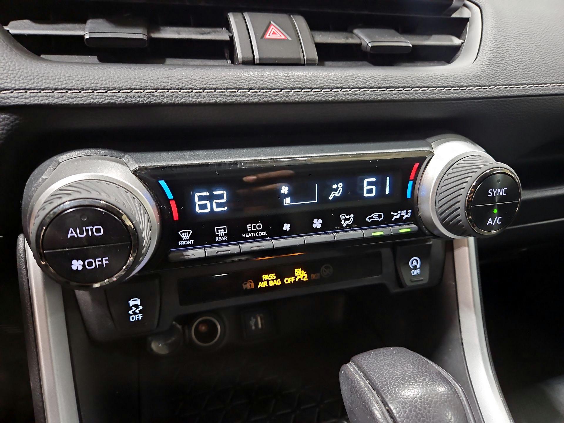 Thumbnail: 2023 Toyota RAV4 - 15