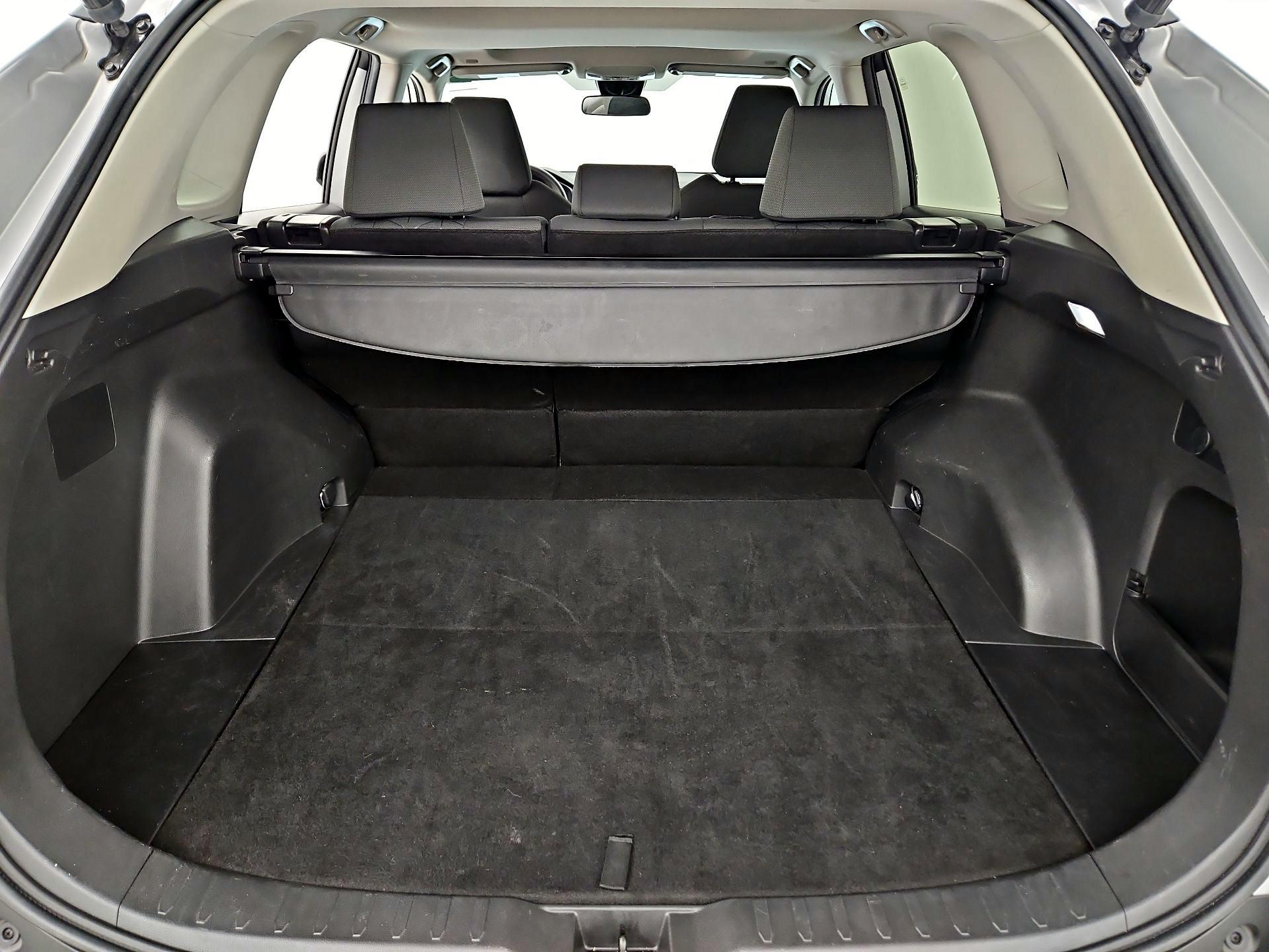 Thumbnail: 2023 Toyota RAV4 - 20