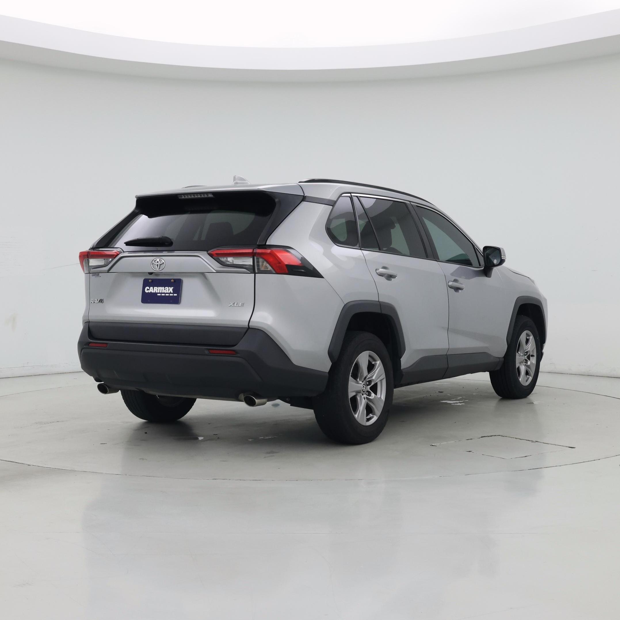 Thumbnail: 2023 Toyota RAV4 - 8