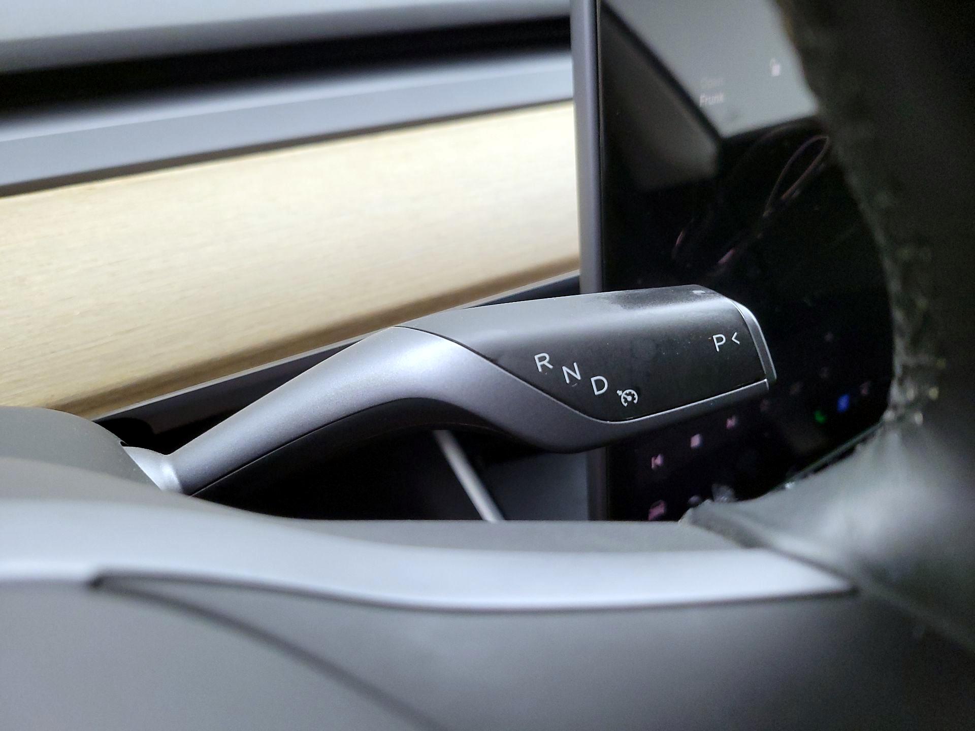 Thumbnail: 2019 Tesla Model 3 - 17