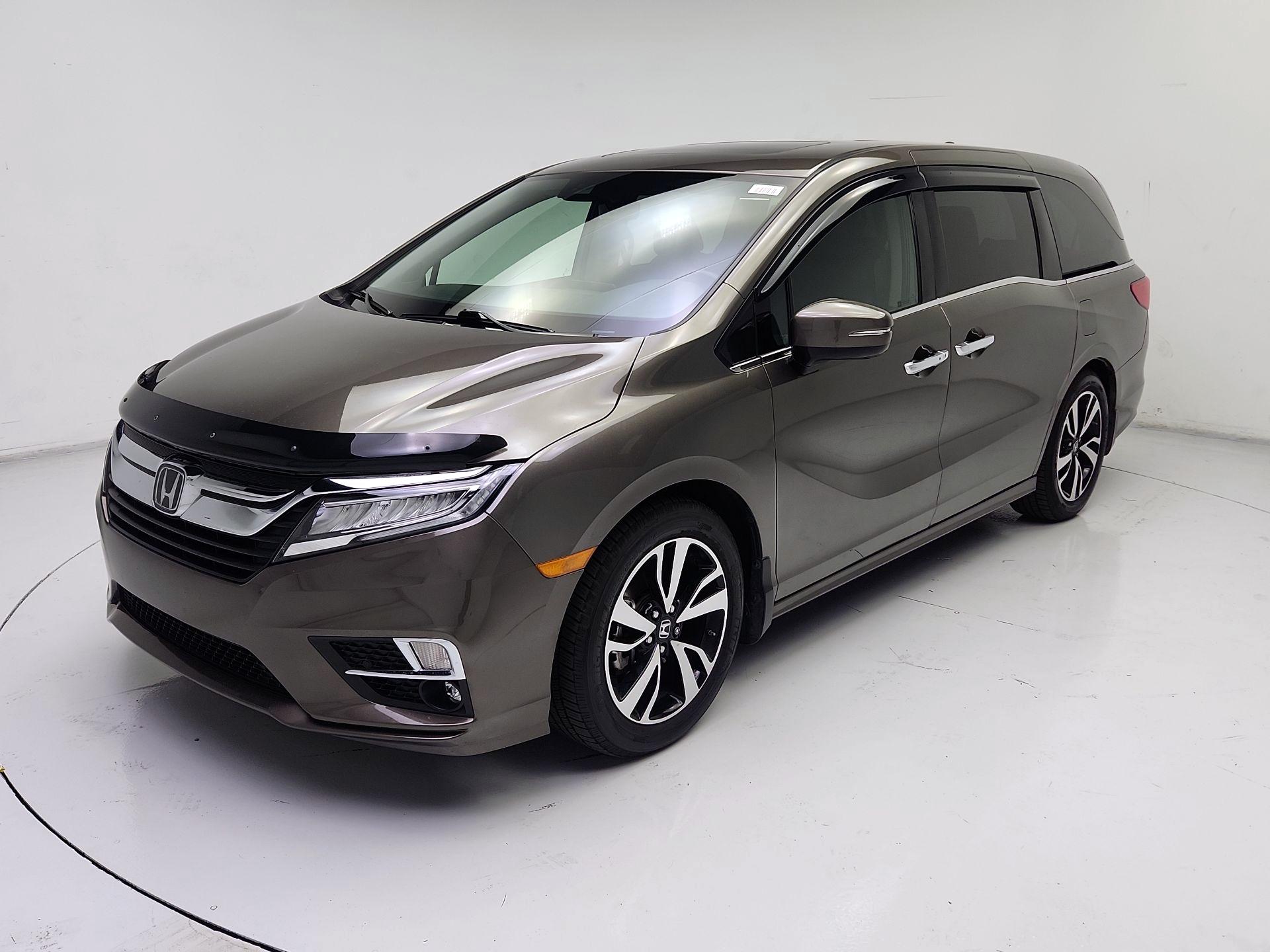 Thumbnail: 2018 Honda Odyssey - 3