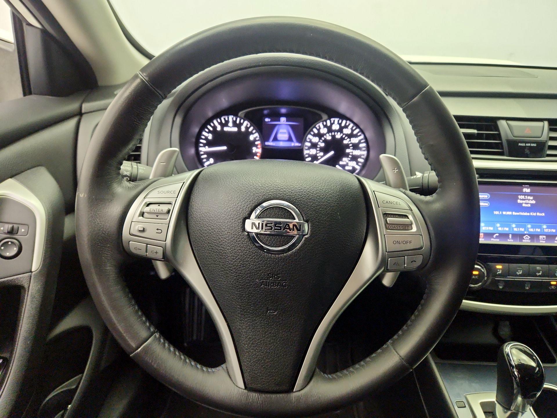 Thumbnail: 2018 Nissan Altima - 10