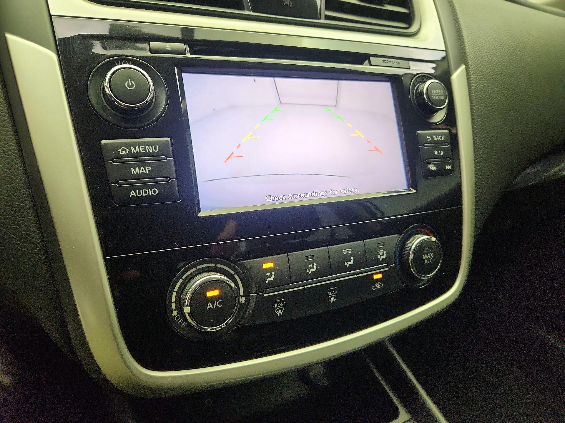 Thumbnail: 2018 Nissan Altima - 15