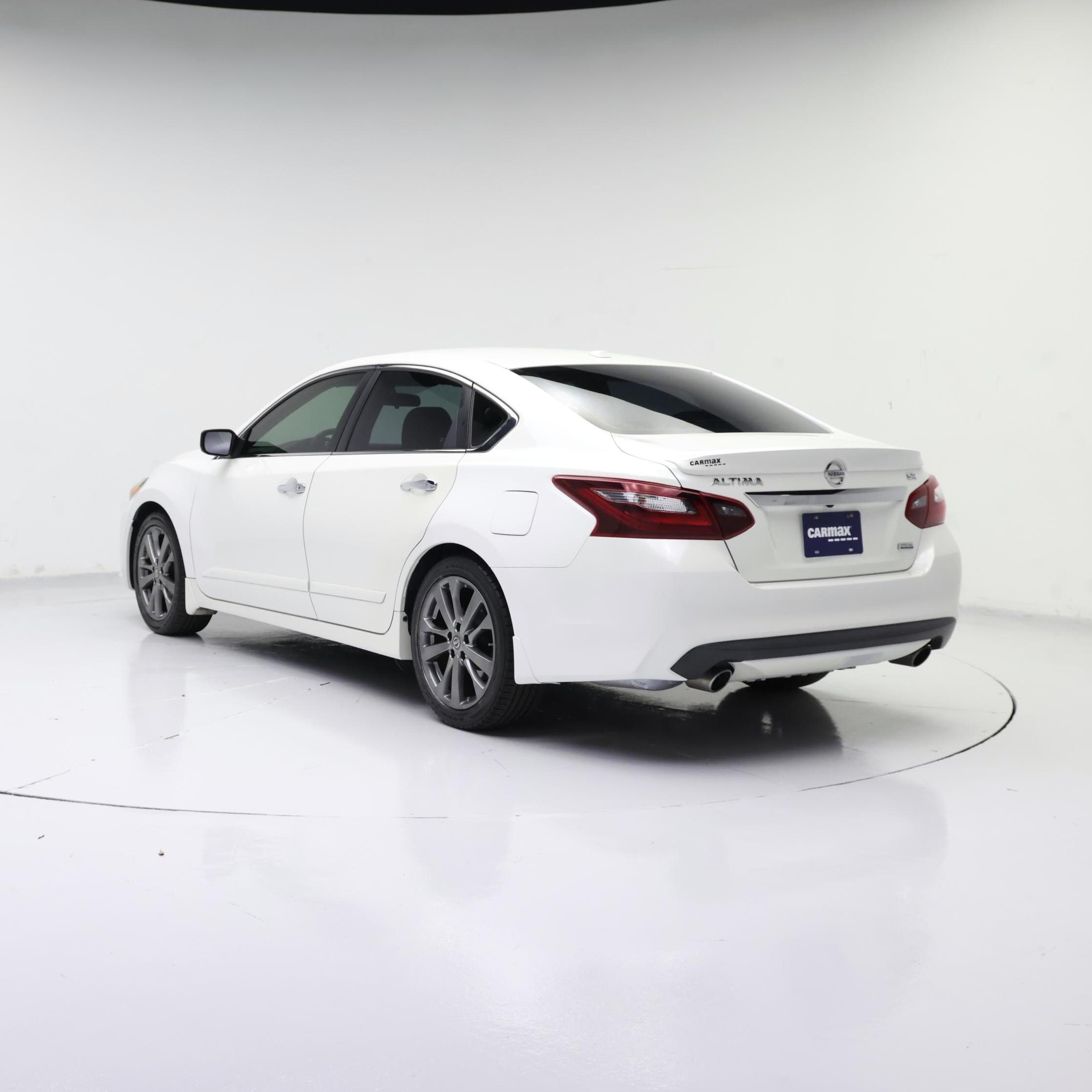 Thumbnail: 2018 Nissan Altima - 2