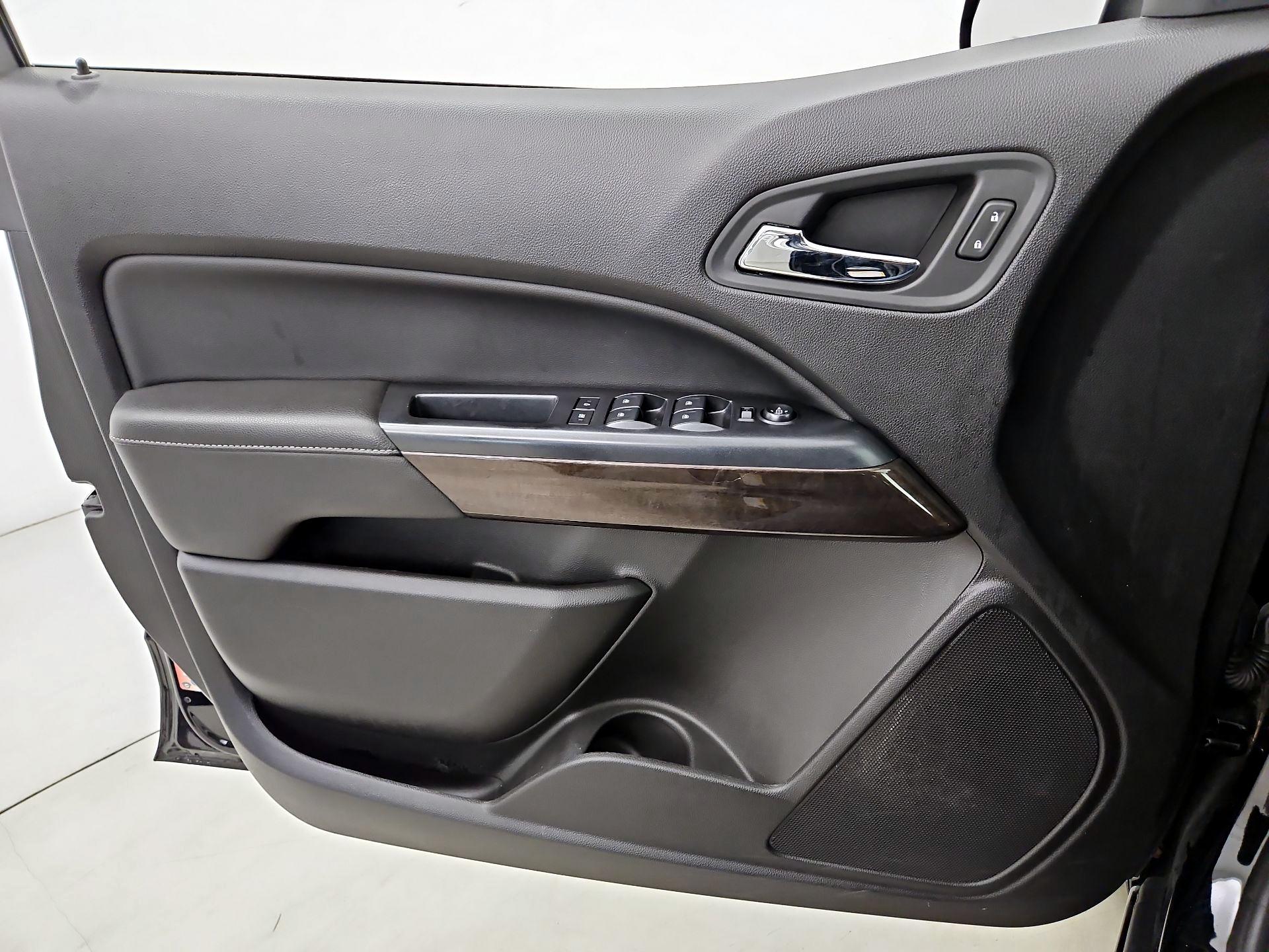 Thumbnail: 2018 GMC Canyon - 12