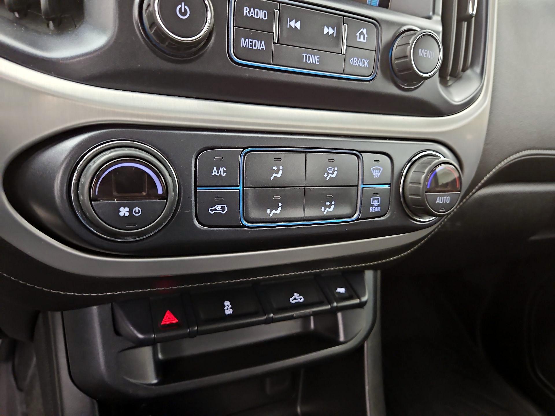 Thumbnail: 2018 GMC Canyon - 16