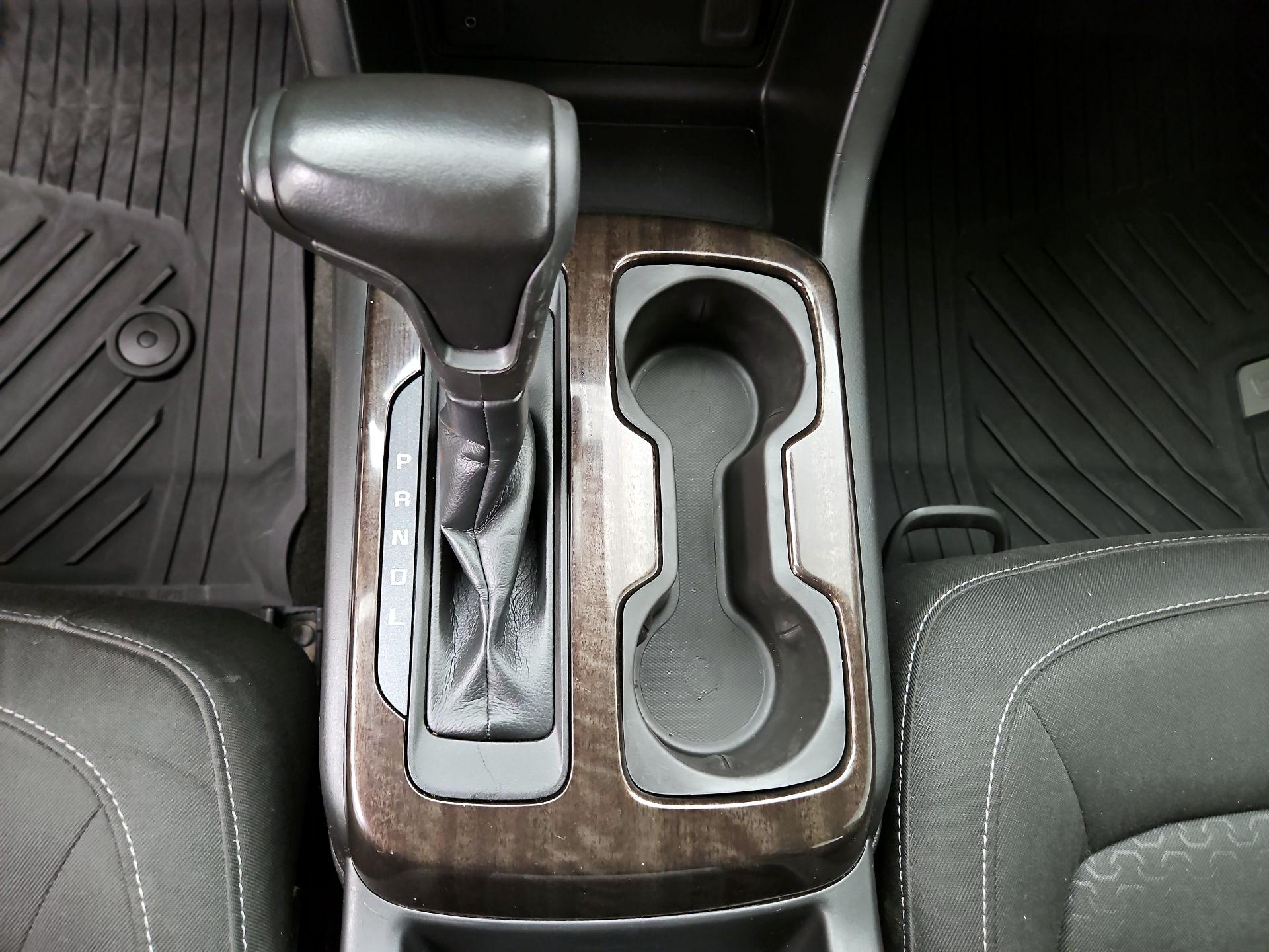 Thumbnail: 2018 GMC Canyon - 17