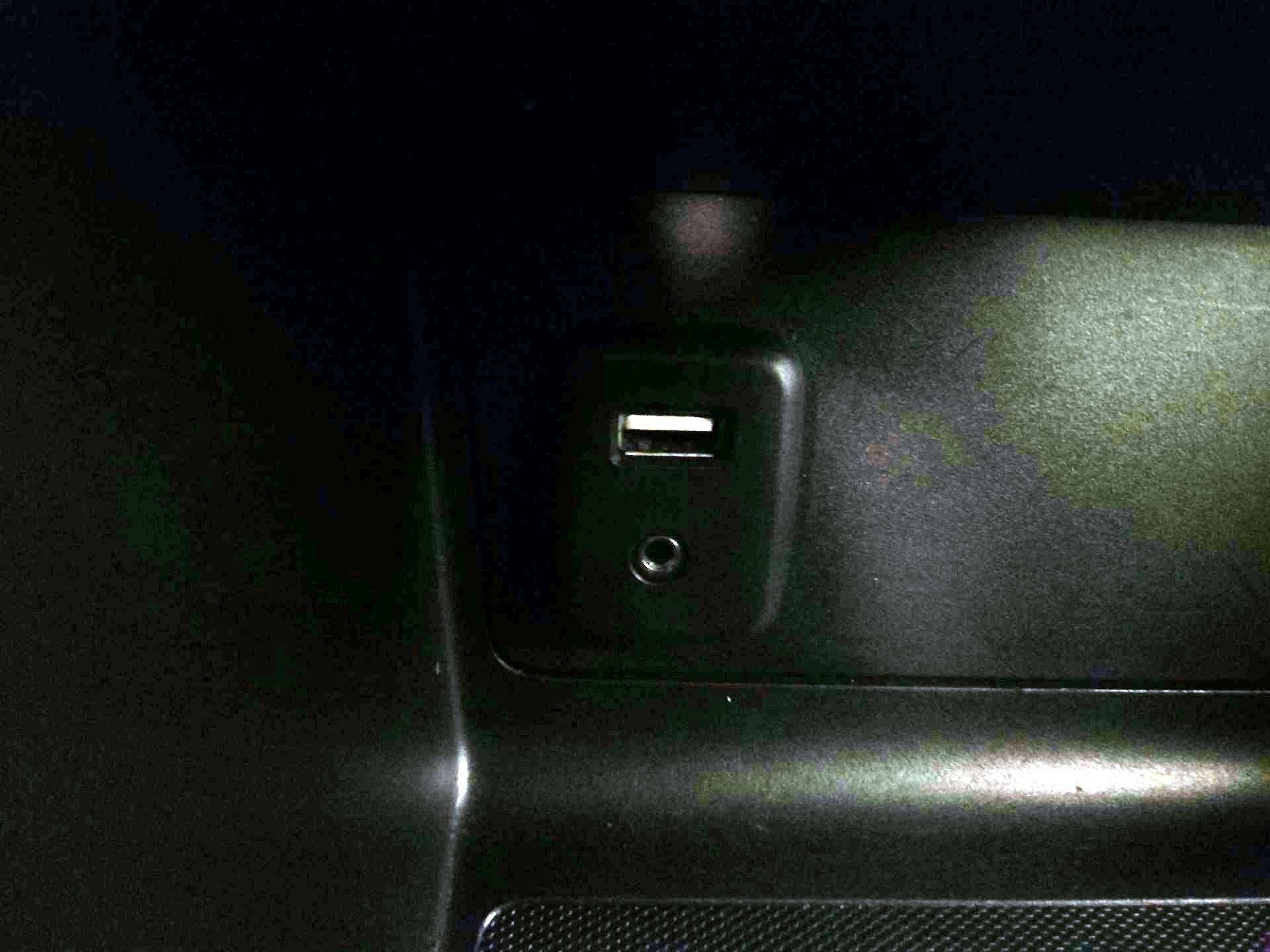 Thumbnail: 2018 GMC Canyon - 18