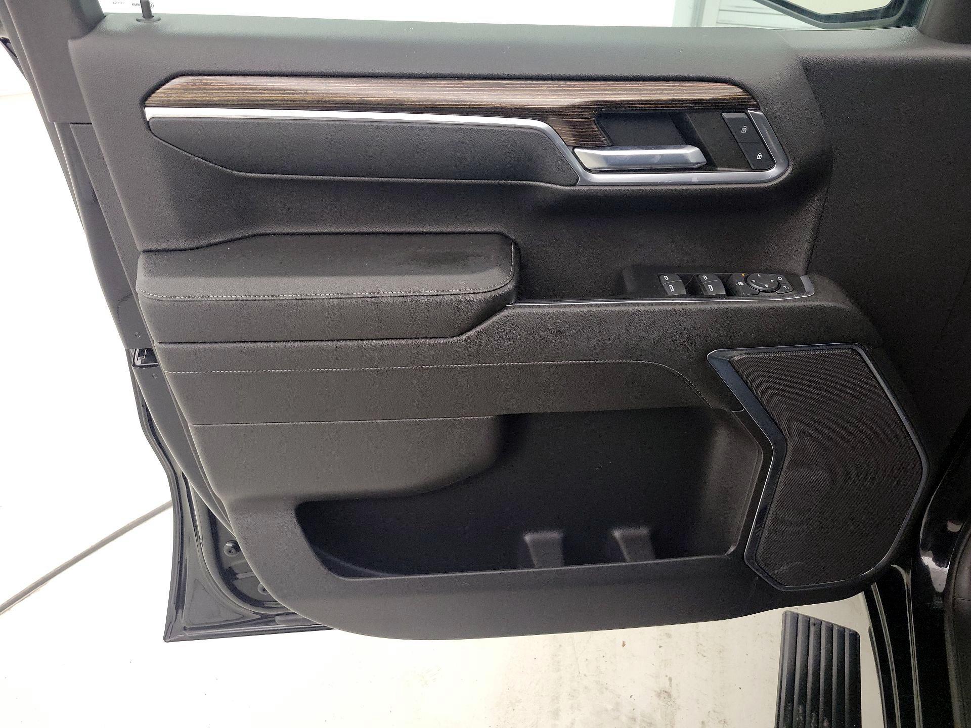 Thumbnail: 2023 GMC Sierra 1500 - 12