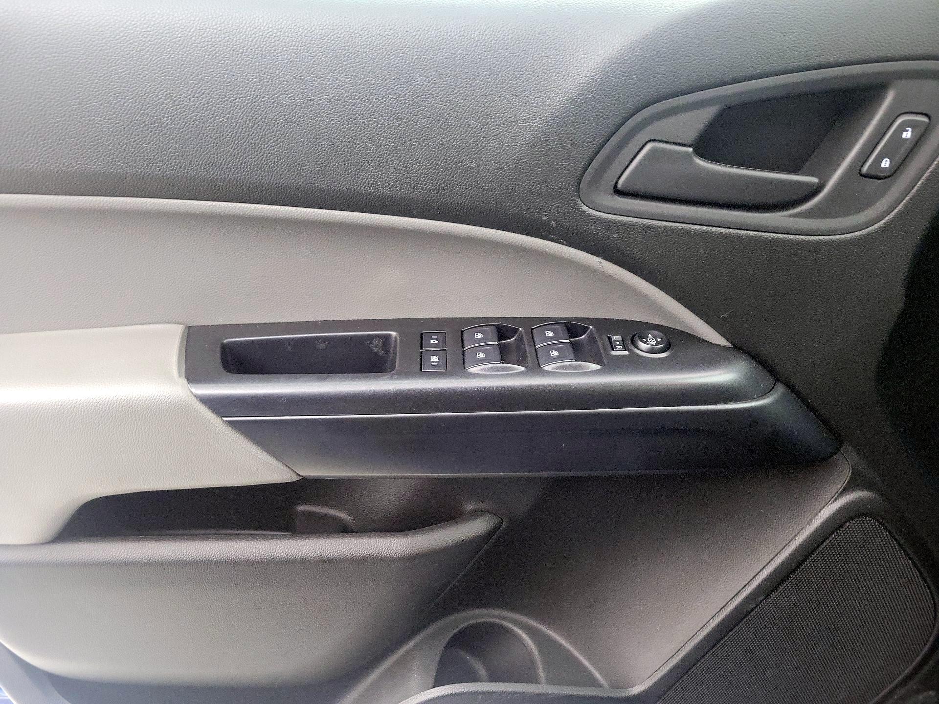 Thumbnail: 2021 Chevrolet Colorado - 12