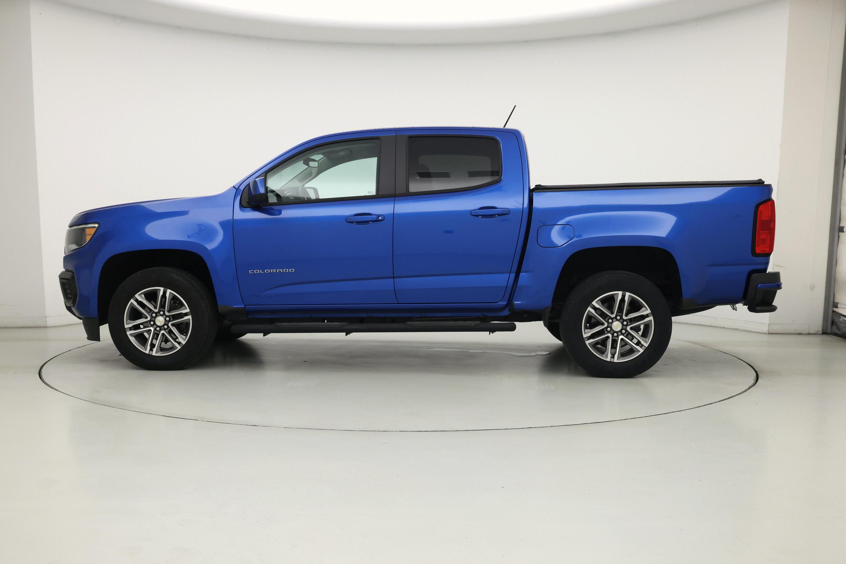 Thumbnail: 2021 Chevrolet Colorado - 3