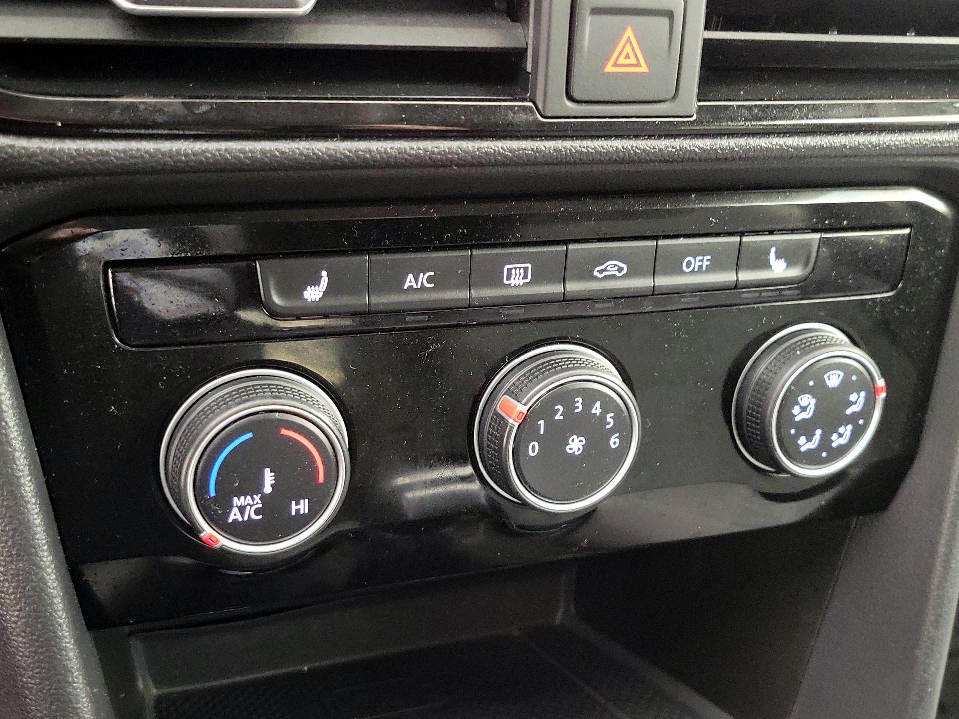 Thumbnail: 2023 Volkswagen Taos - 16