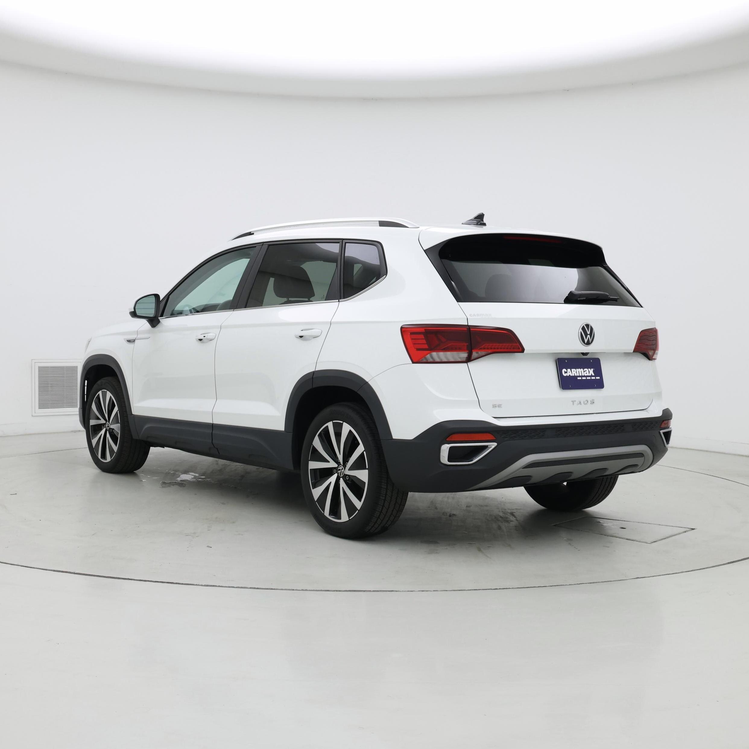 Thumbnail: 2023 Volkswagen Taos - 2