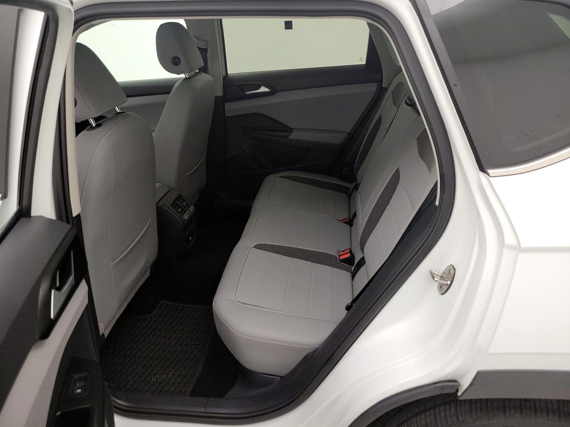 Thumbnail: 2023 Volkswagen Taos - 20