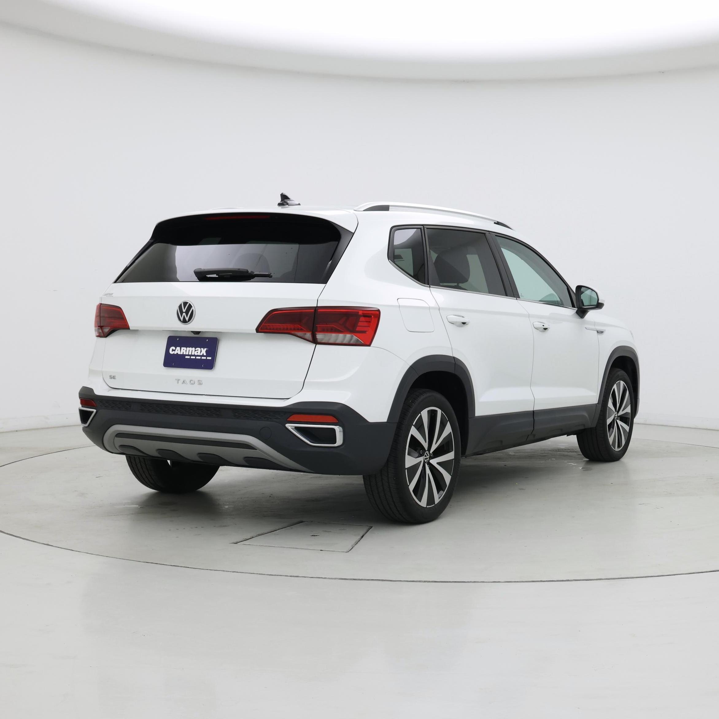 Thumbnail: 2023 Volkswagen Taos - 8