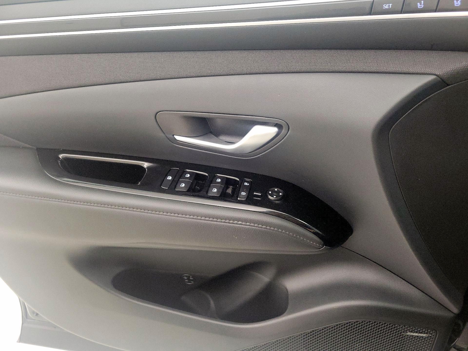 Thumbnail: 2023 Hyundai Tucson - 12