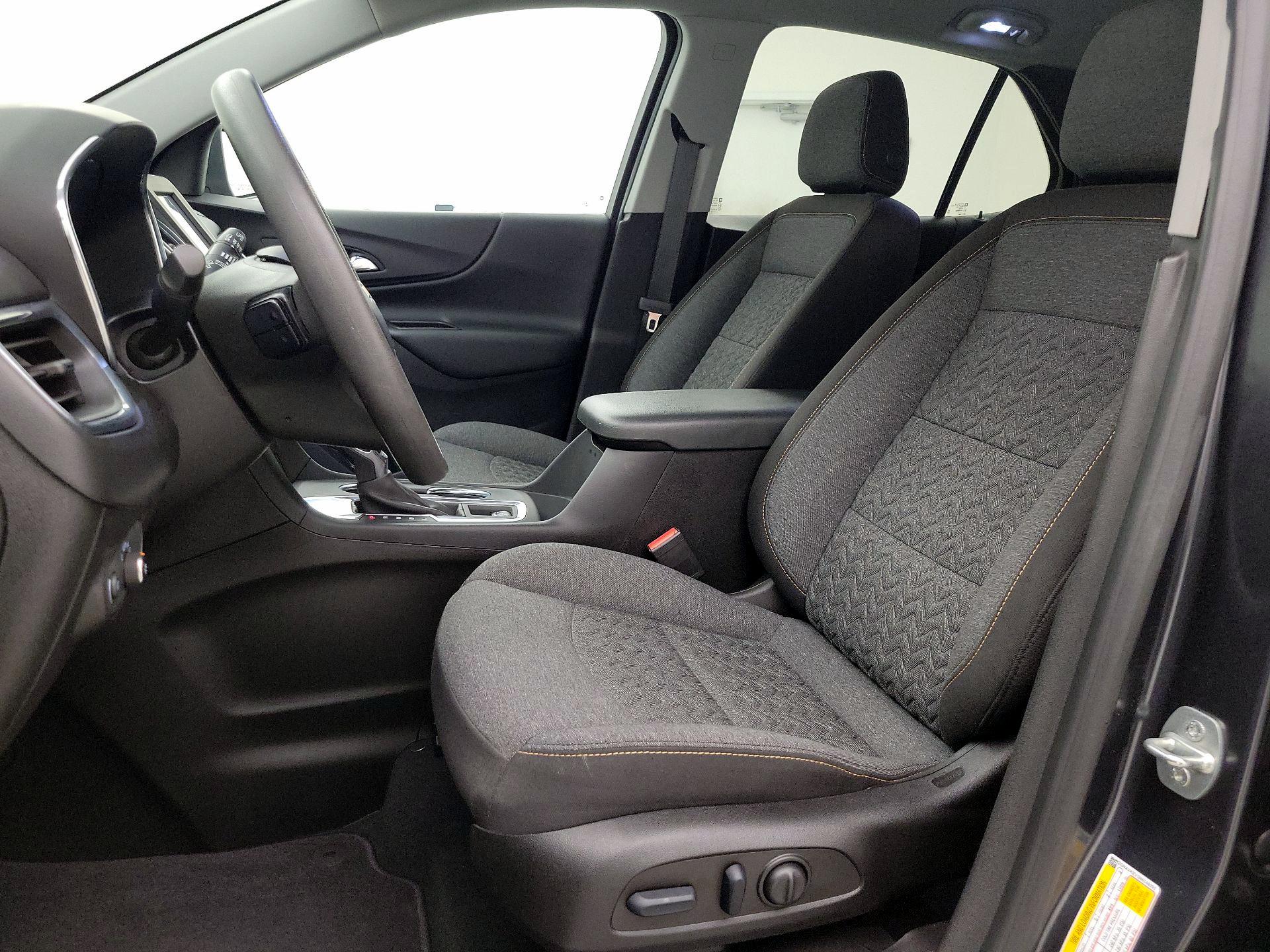 Thumbnail: 2022 Chevrolet Equinox - 11