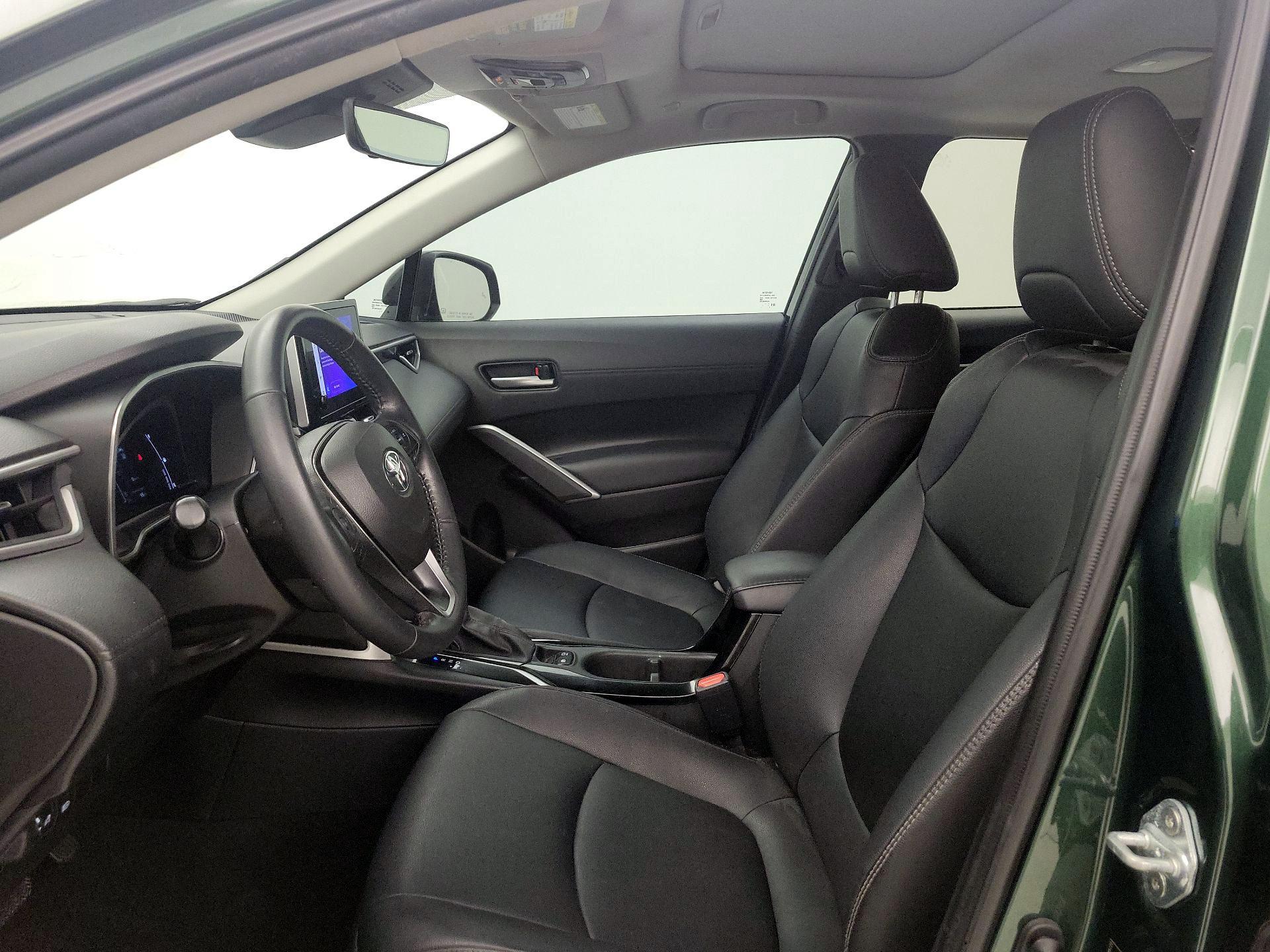 Thumbnail: 2023 Toyota Corolla Cross - 11