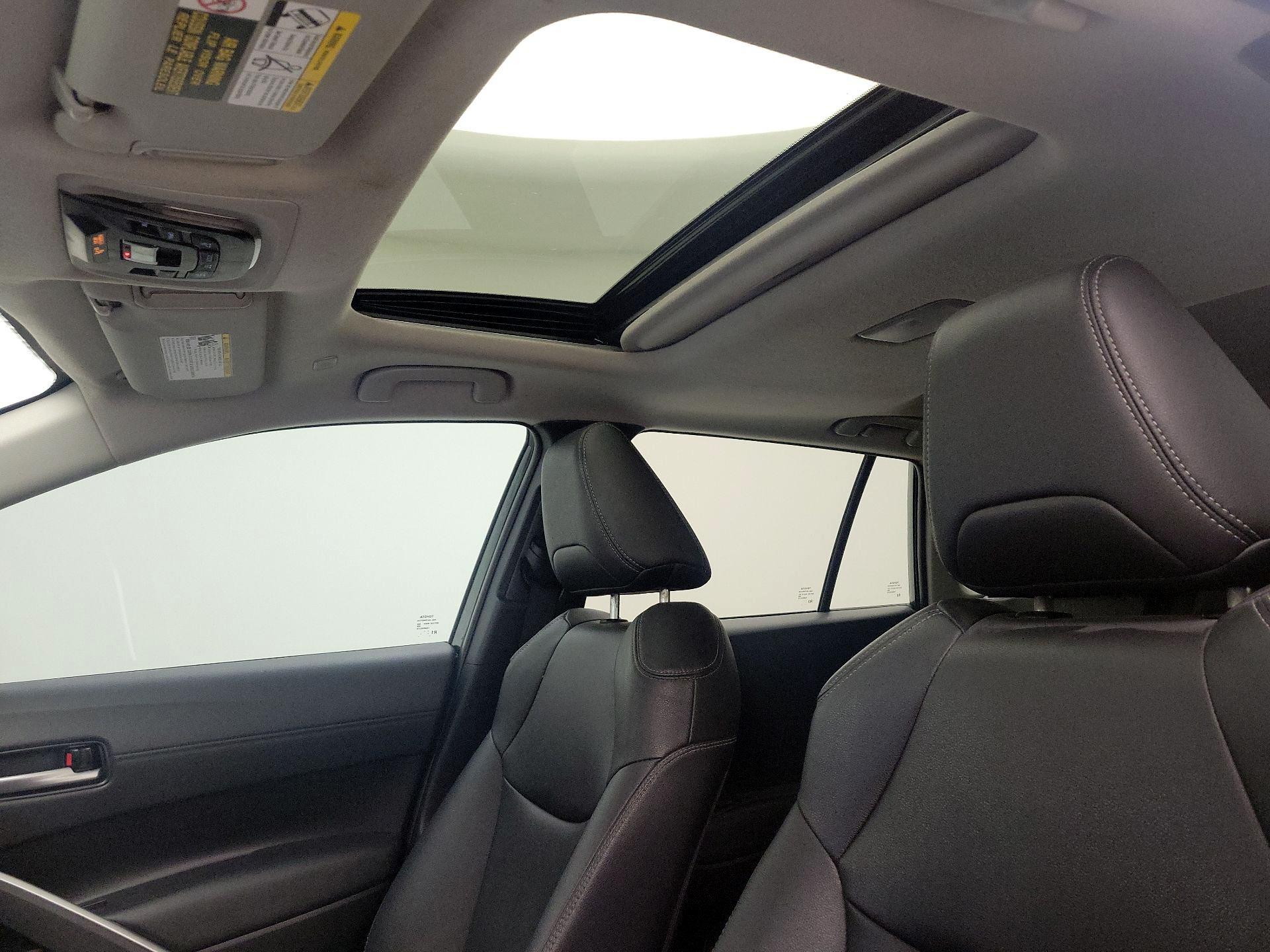 Thumbnail: 2023 Toyota Corolla Cross - 19