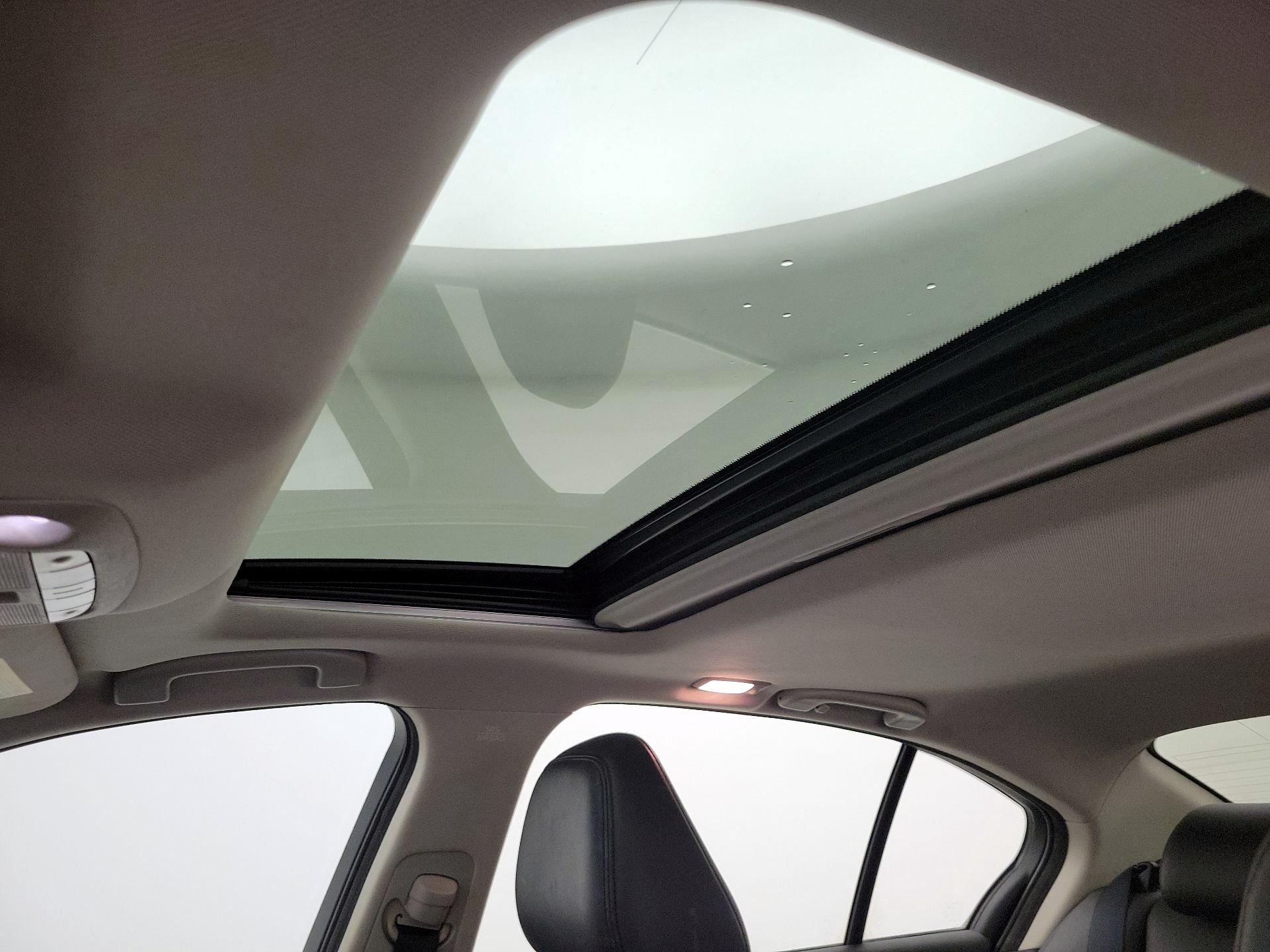 Thumbnail: 2017 INFINITI Q50 - 20