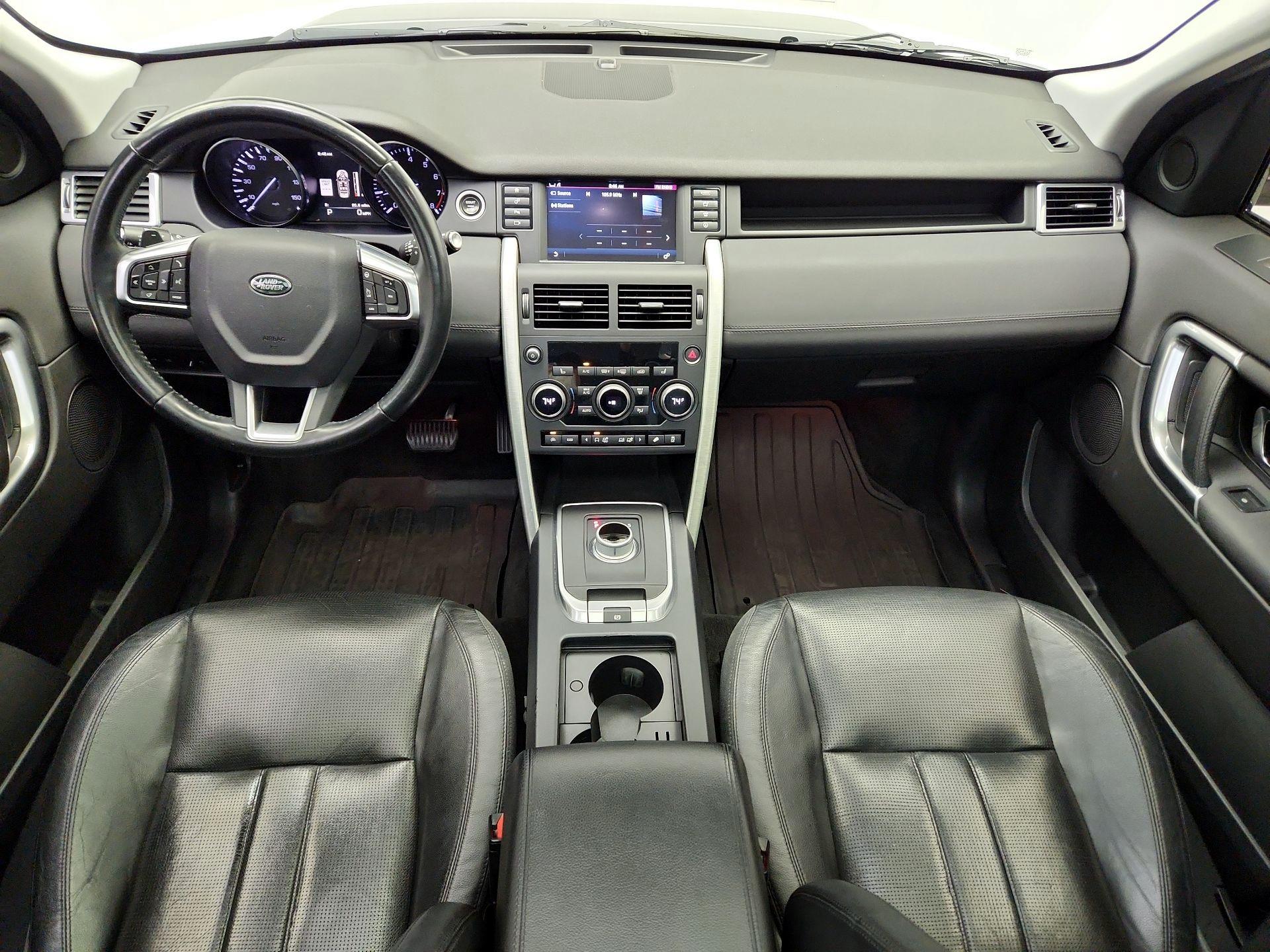 Thumbnail: 2016 Land Rover Discovery Sport - 9