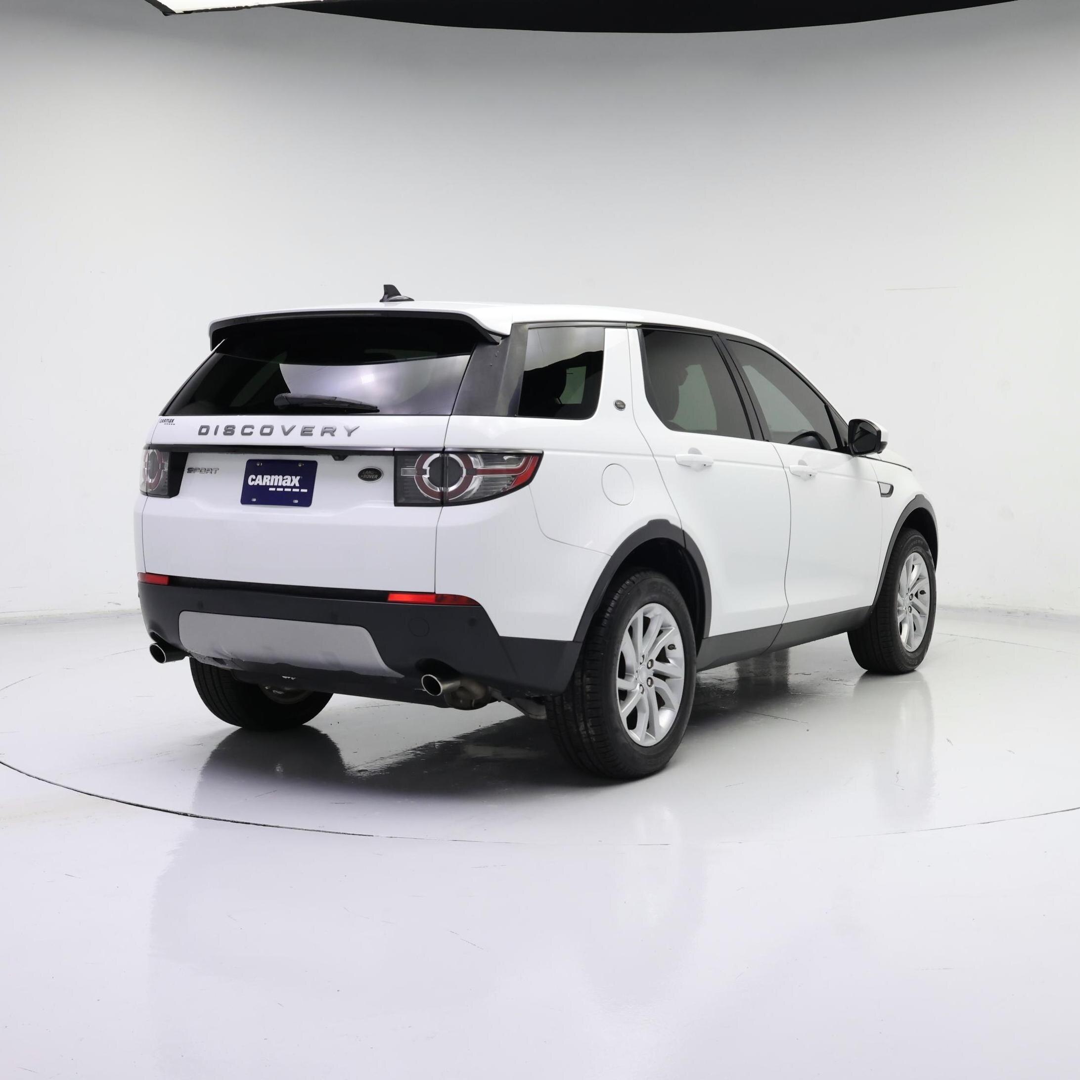 Thumbnail: 2016 Land Rover Discovery Sport - 8