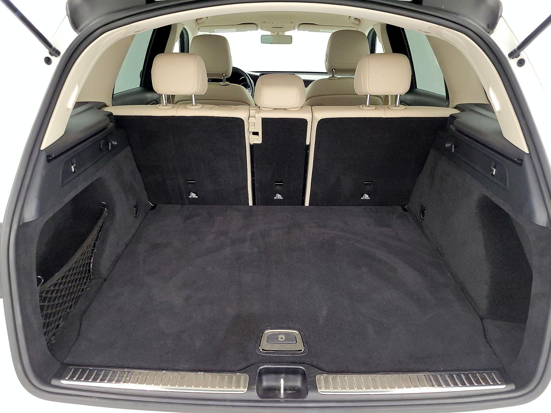 Thumbnail: 2020 Mercedes-Benz GLC - 20