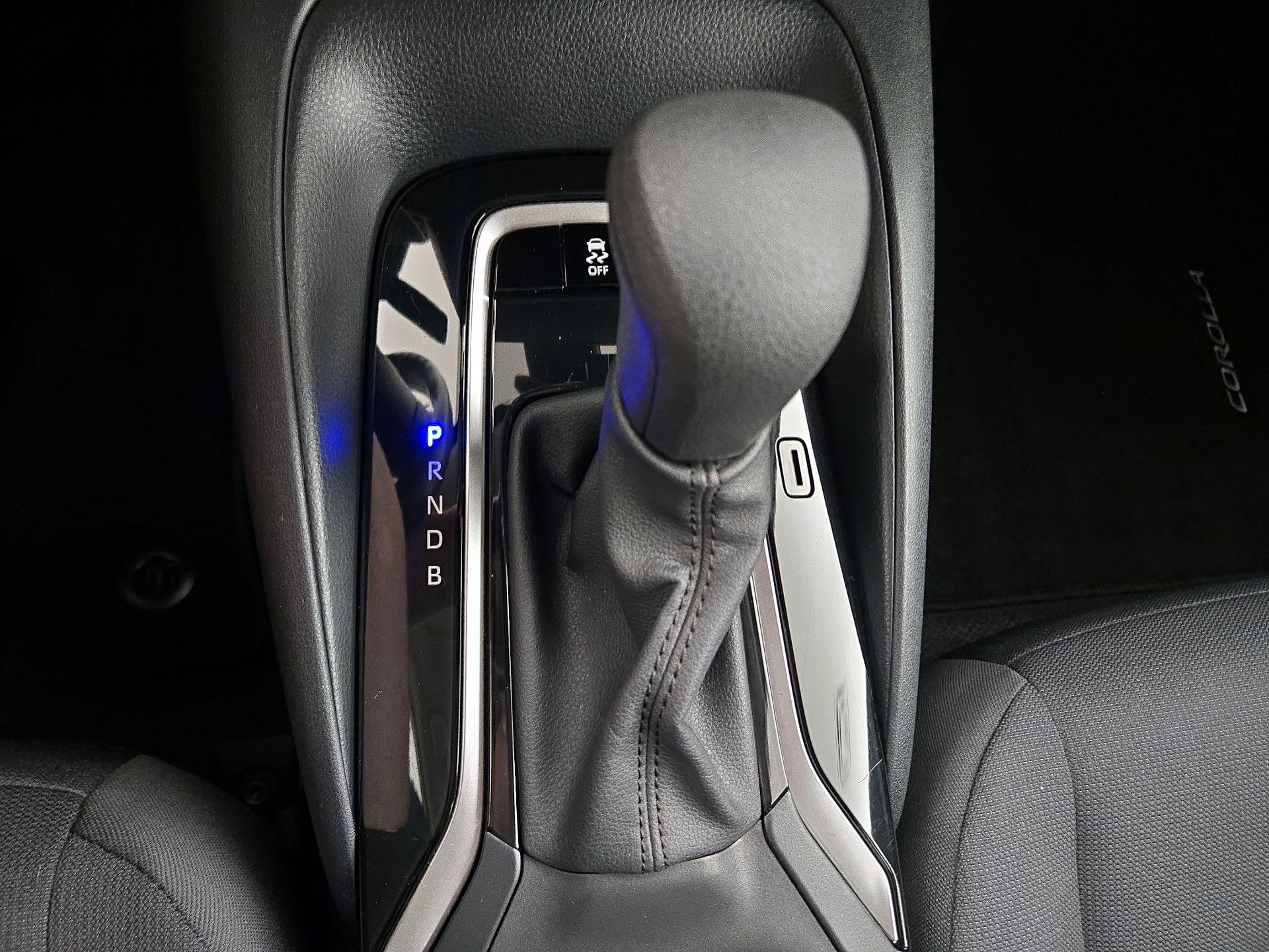 Thumbnail: 2023 Toyota Corolla - 17