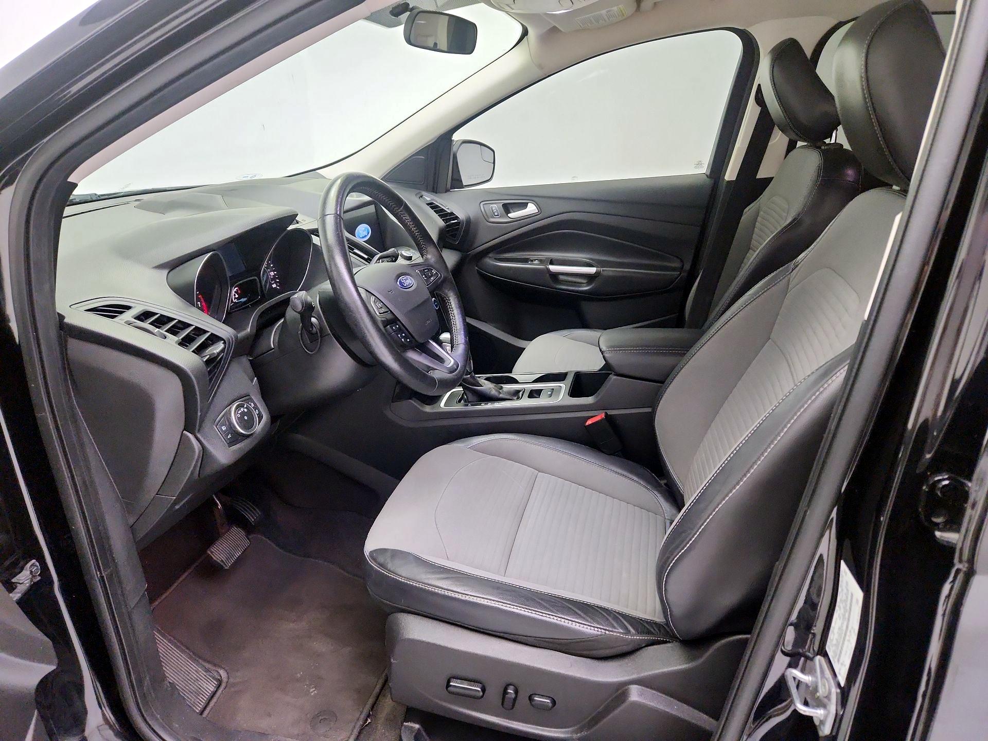 Thumbnail: 2019 Ford Escape - 11