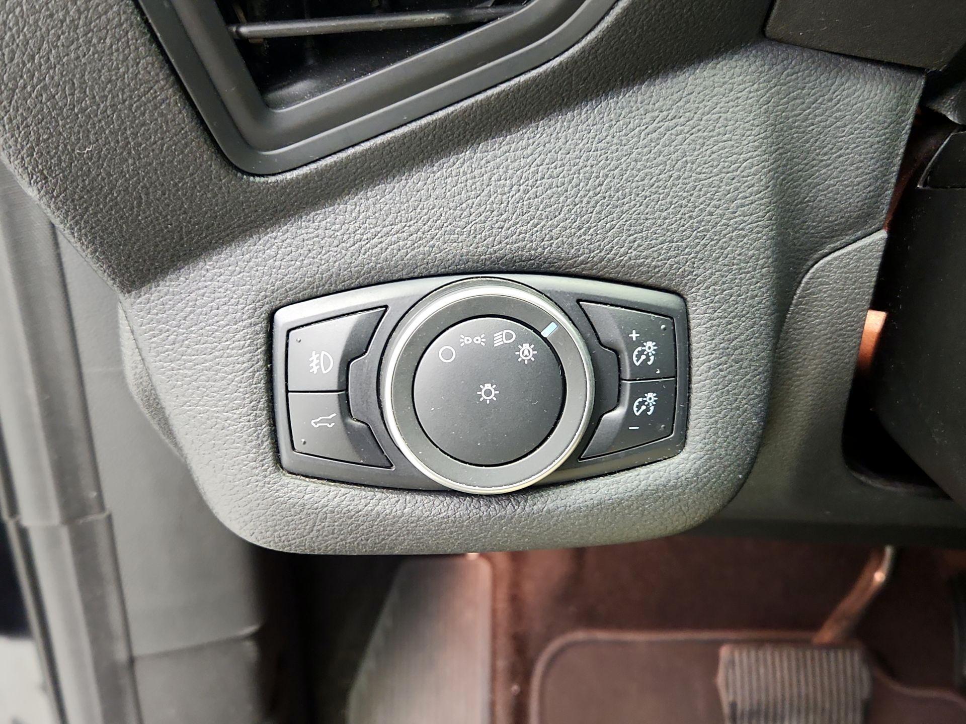 Thumbnail: 2019 Ford Escape - 13