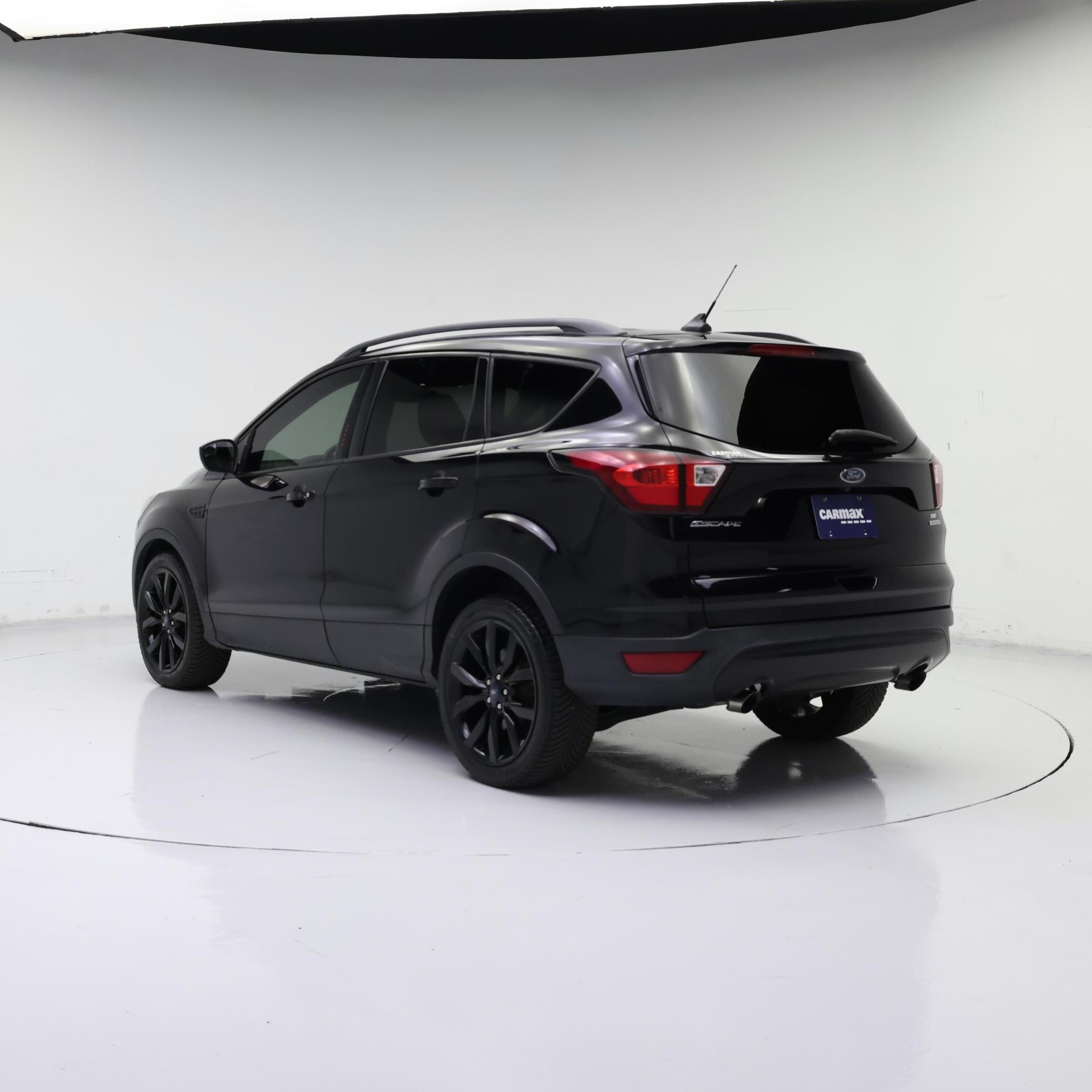 Thumbnail: 2019 Ford Escape - 2