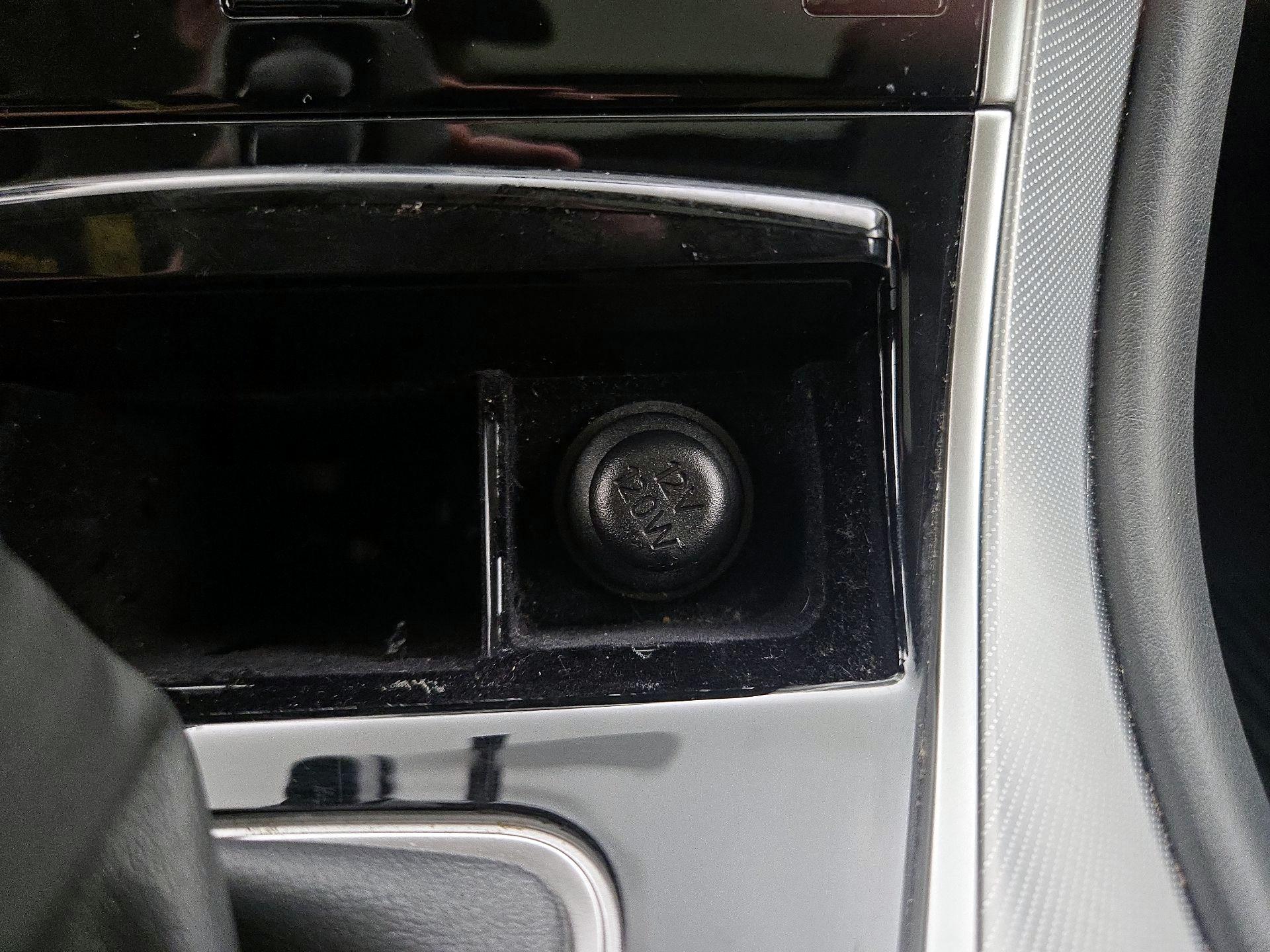 Thumbnail: 2019 INFINITI Q50 - 19