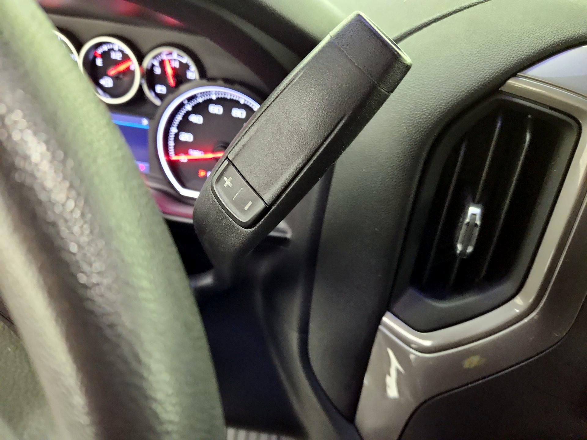 Thumbnail: 2021 Chevrolet Silverado 1500 - 17