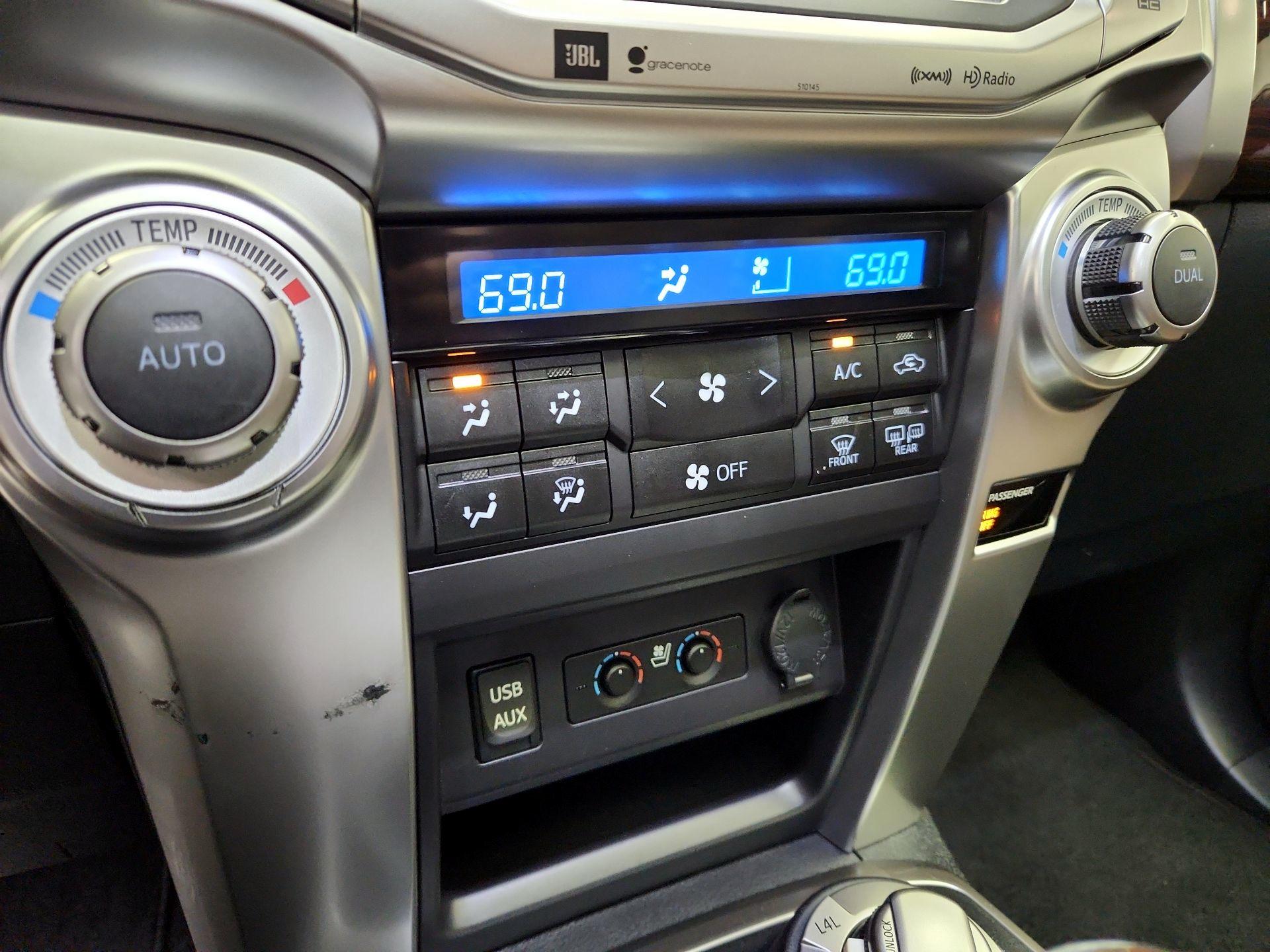 Thumbnail: 2016 Toyota 4Runner - 17