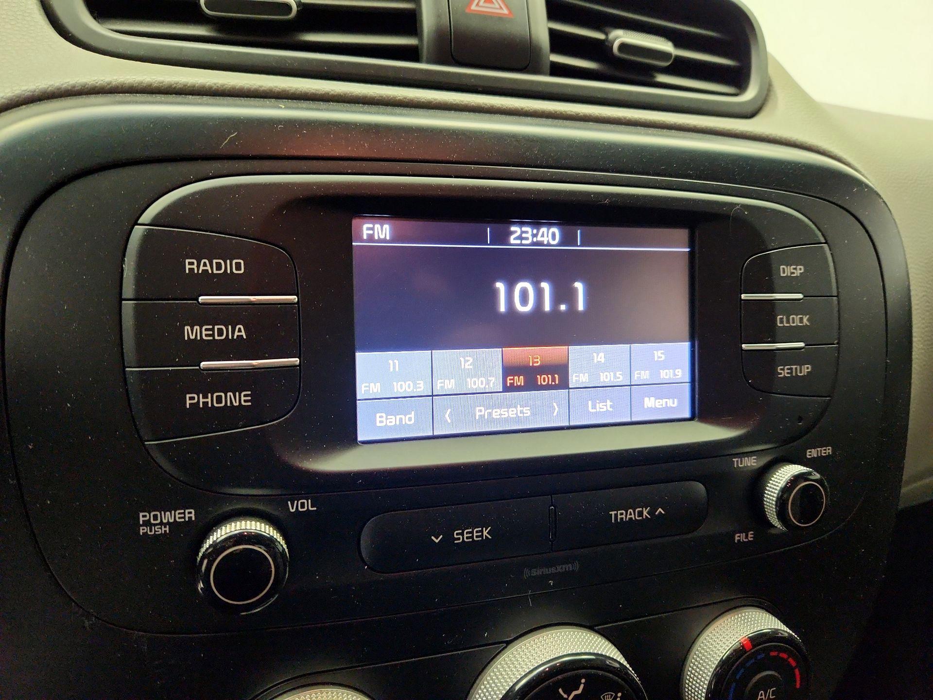 Thumbnail: 2019 Kia Soul - 15