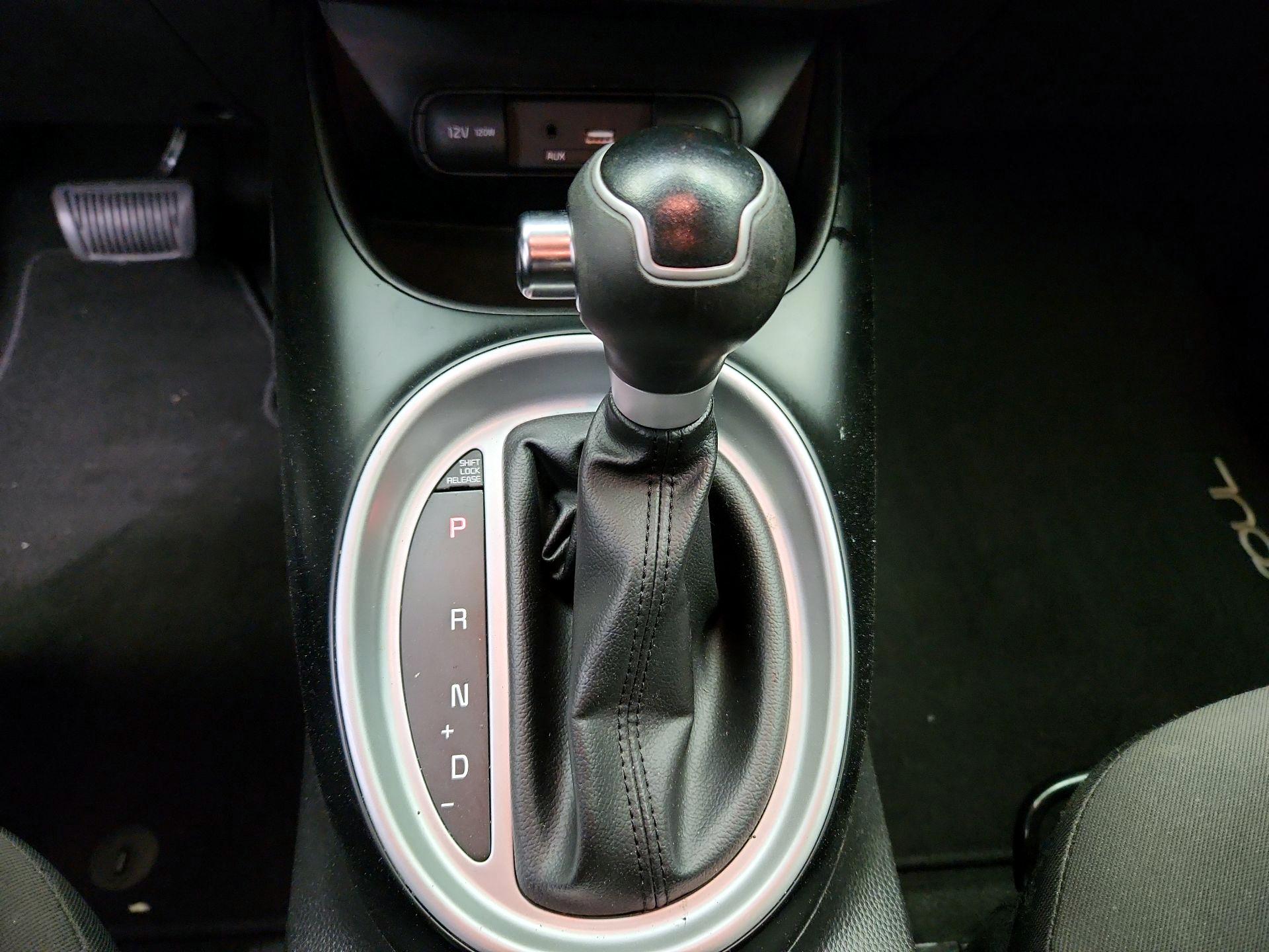 Thumbnail: 2019 Kia Soul - 17