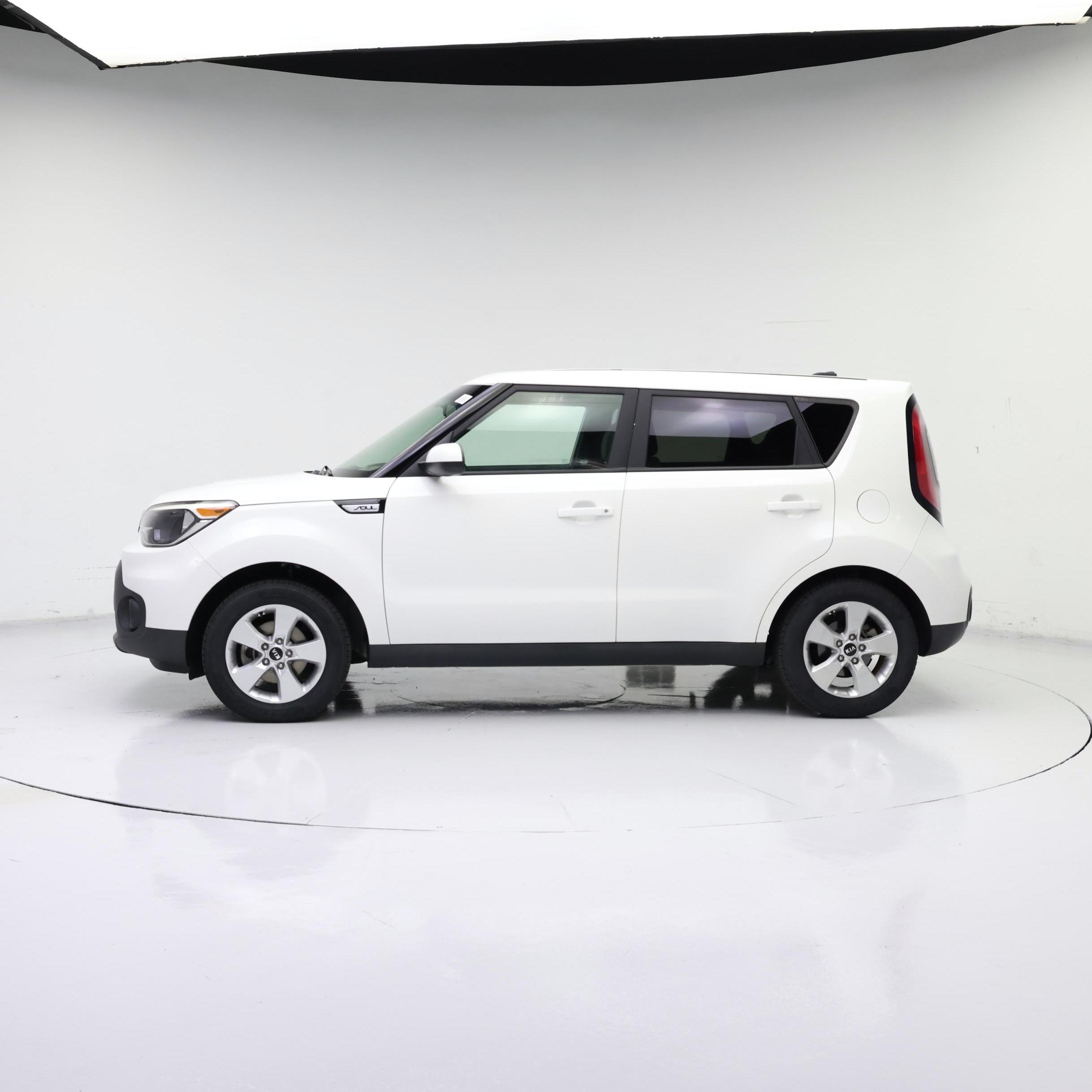 Thumbnail: 2019 Kia Soul - 3