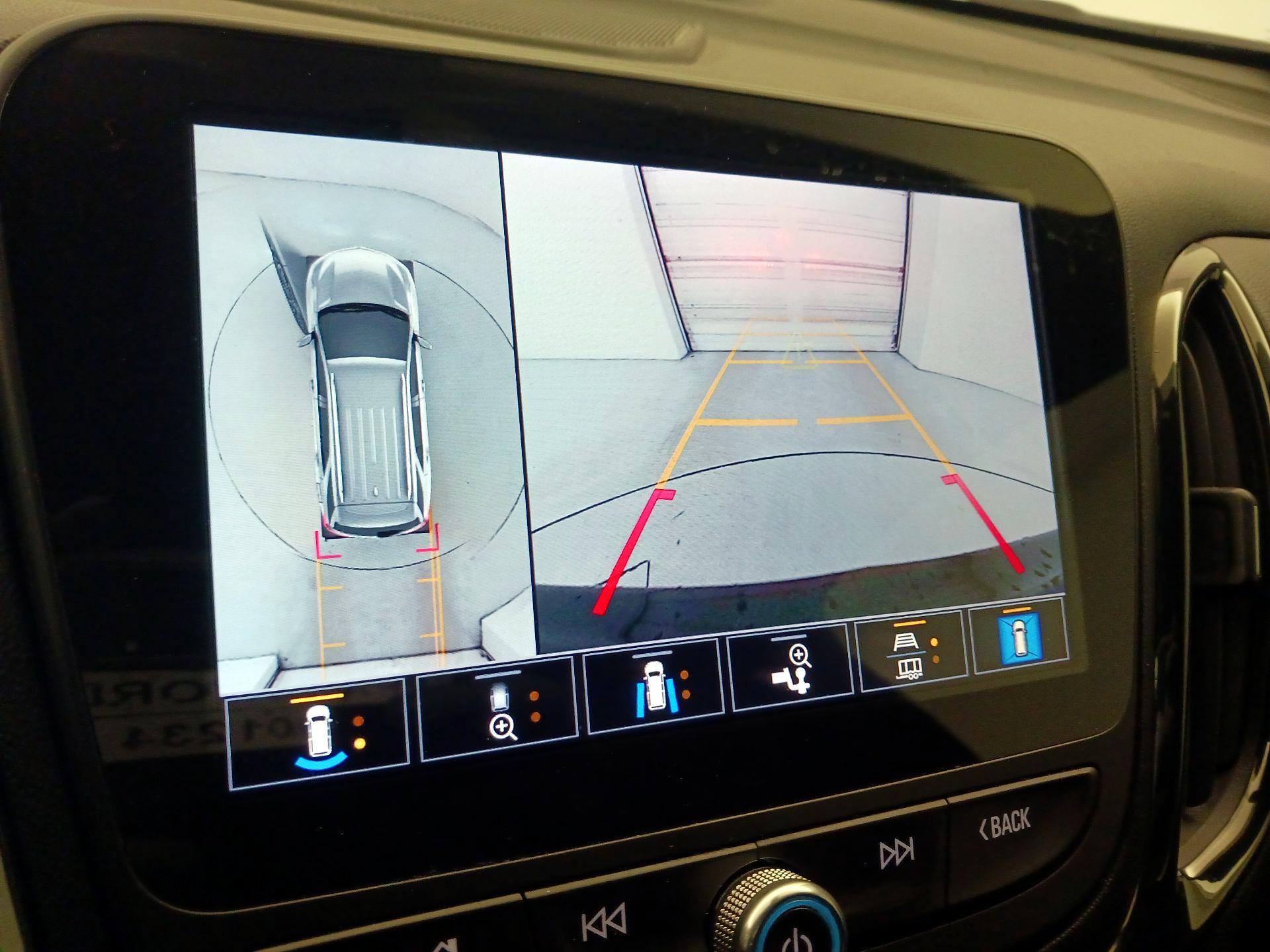 Thumbnail: 2022 Chevrolet Equinox - 14